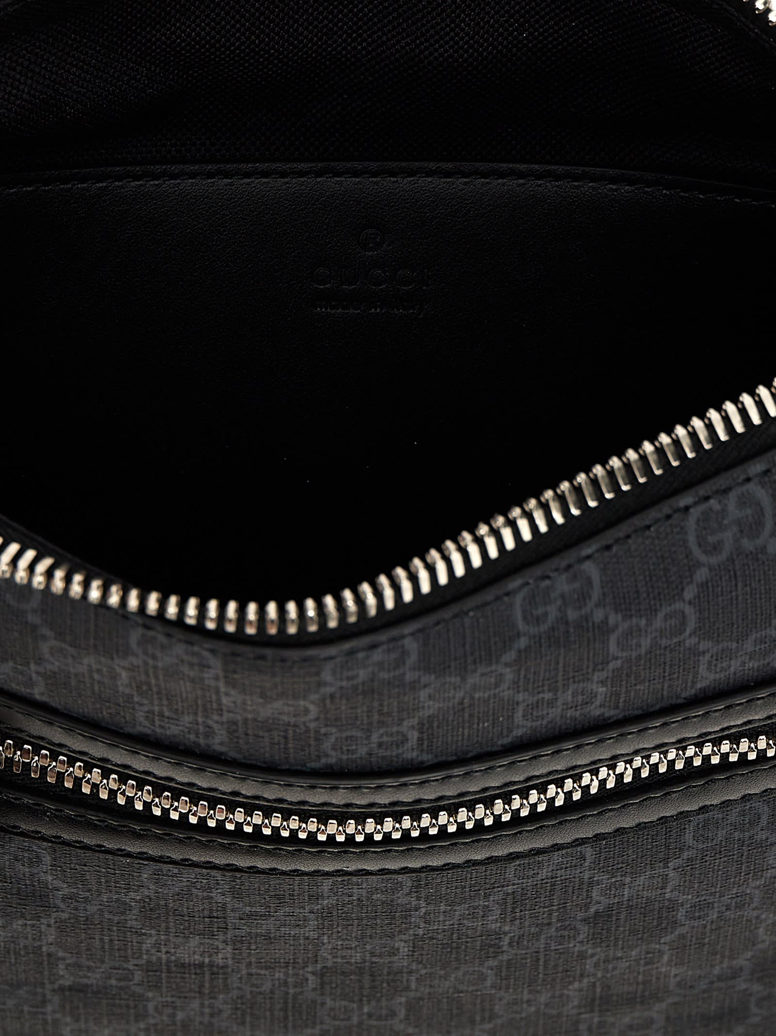 Gucci Gg Supreme Crossbody Bag In Black