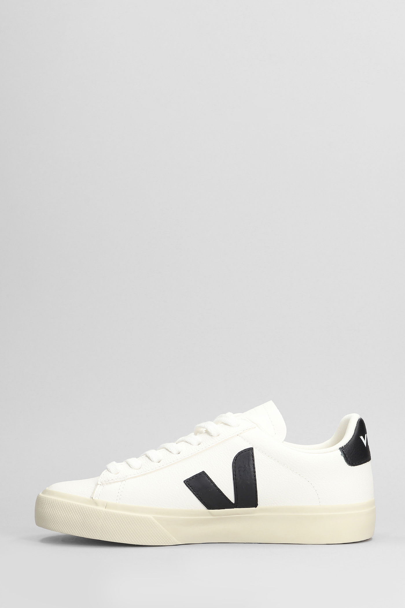 Veja Campo Leather Sneakers With Contrasting Accents In Multi