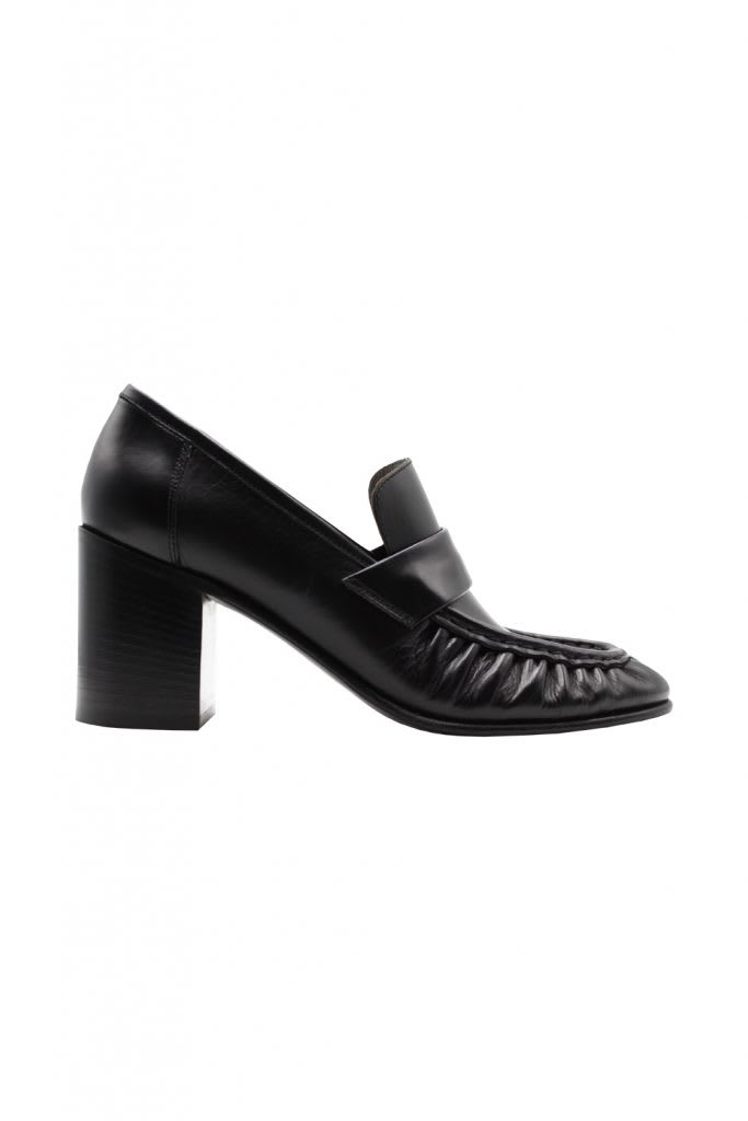 THE ROW LOAFER PUMP IN LEATHER