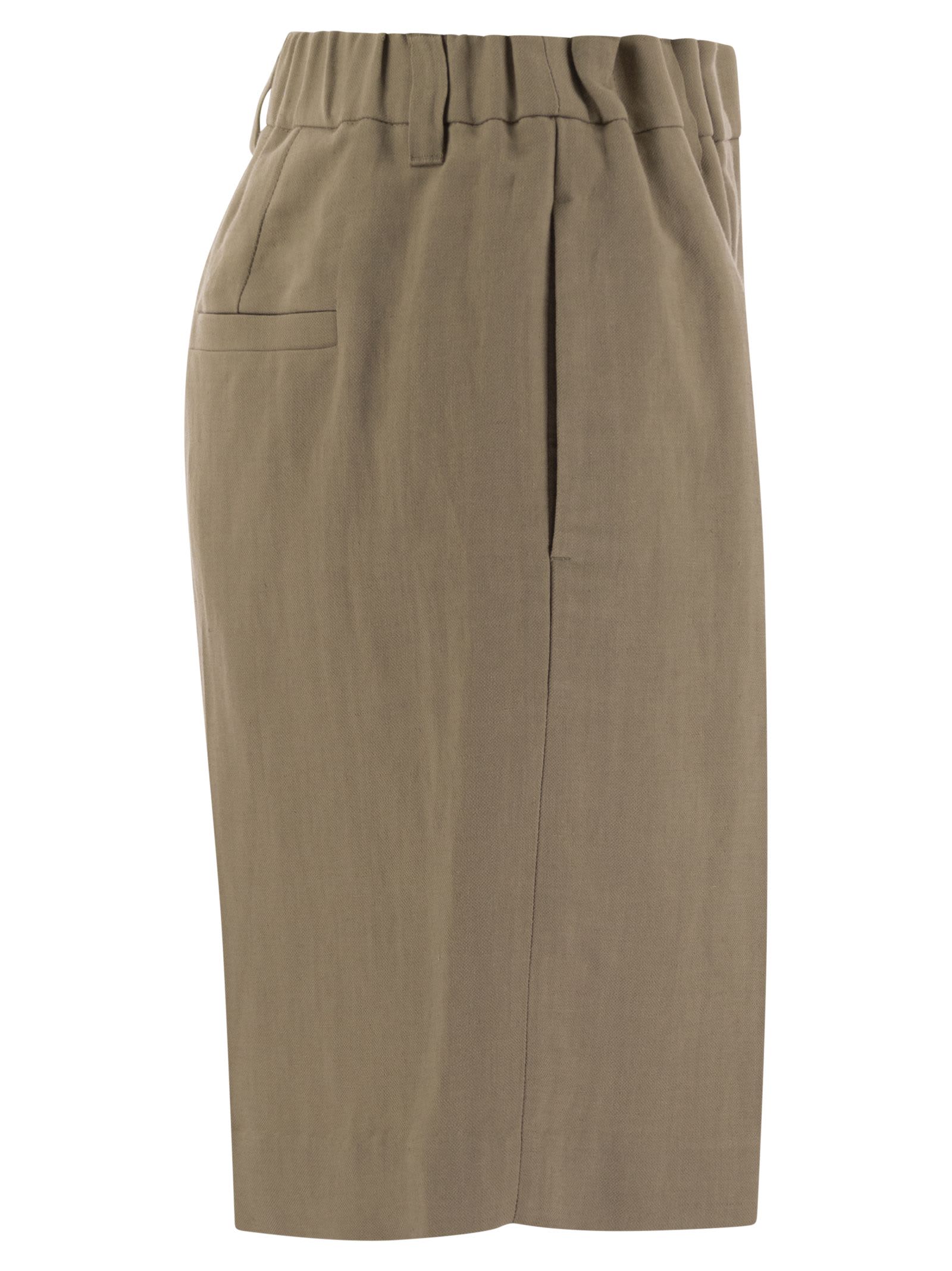 Shop Brunello Cucinelli Gathered Waist Bermuda Shorts In Fluid Viscose Linen Twill In Rope