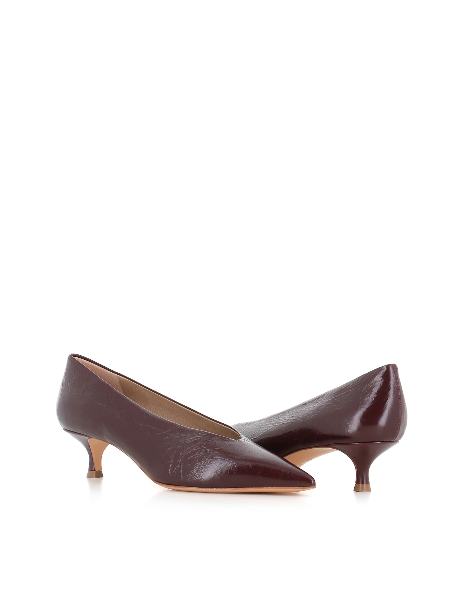 Le Monde Beryl Décollette Babouche Kitten Heel In Burgundy