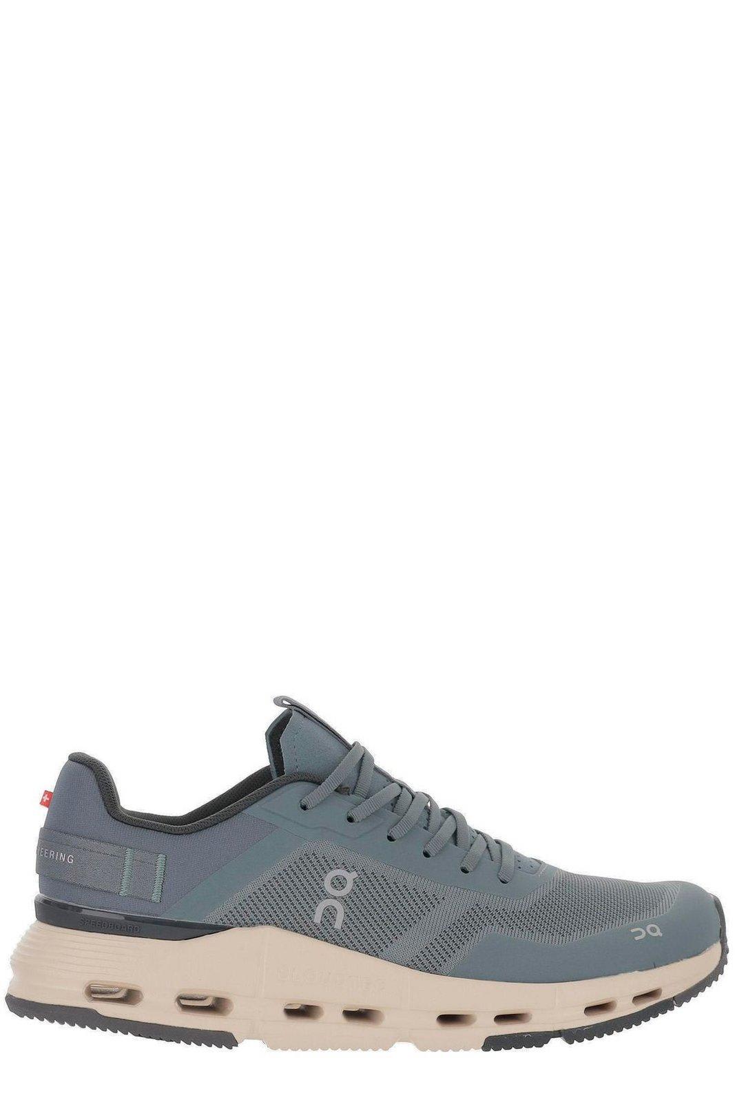 On Cloudnova Form 2 Tt Sneakers