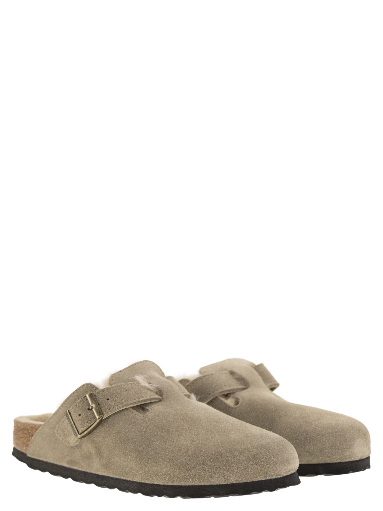 Shop Birkenstock Boston - Sabot With Fur Lining In Turtledove