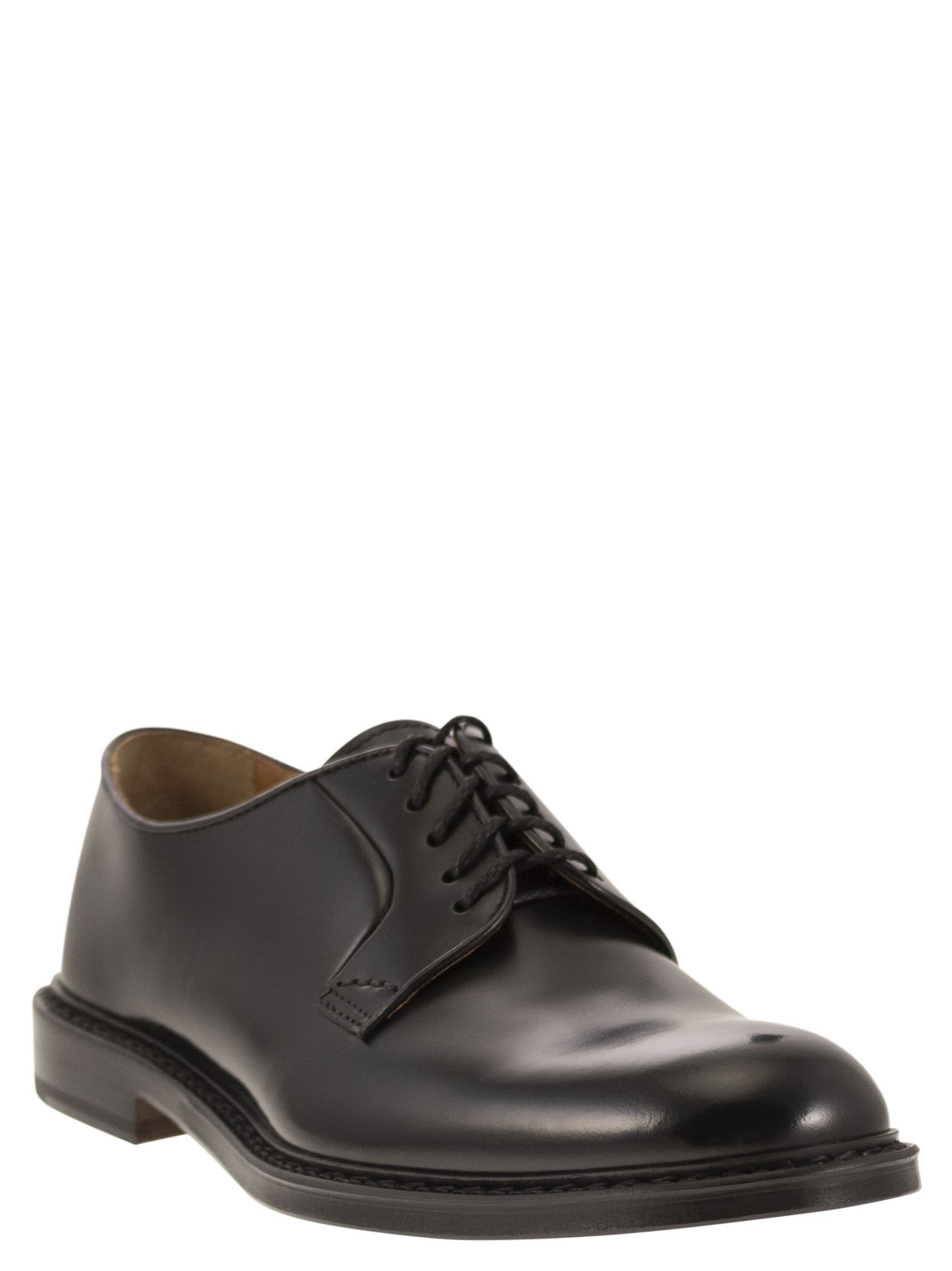 Shop Doucal's Smooth Leather Derby In Black