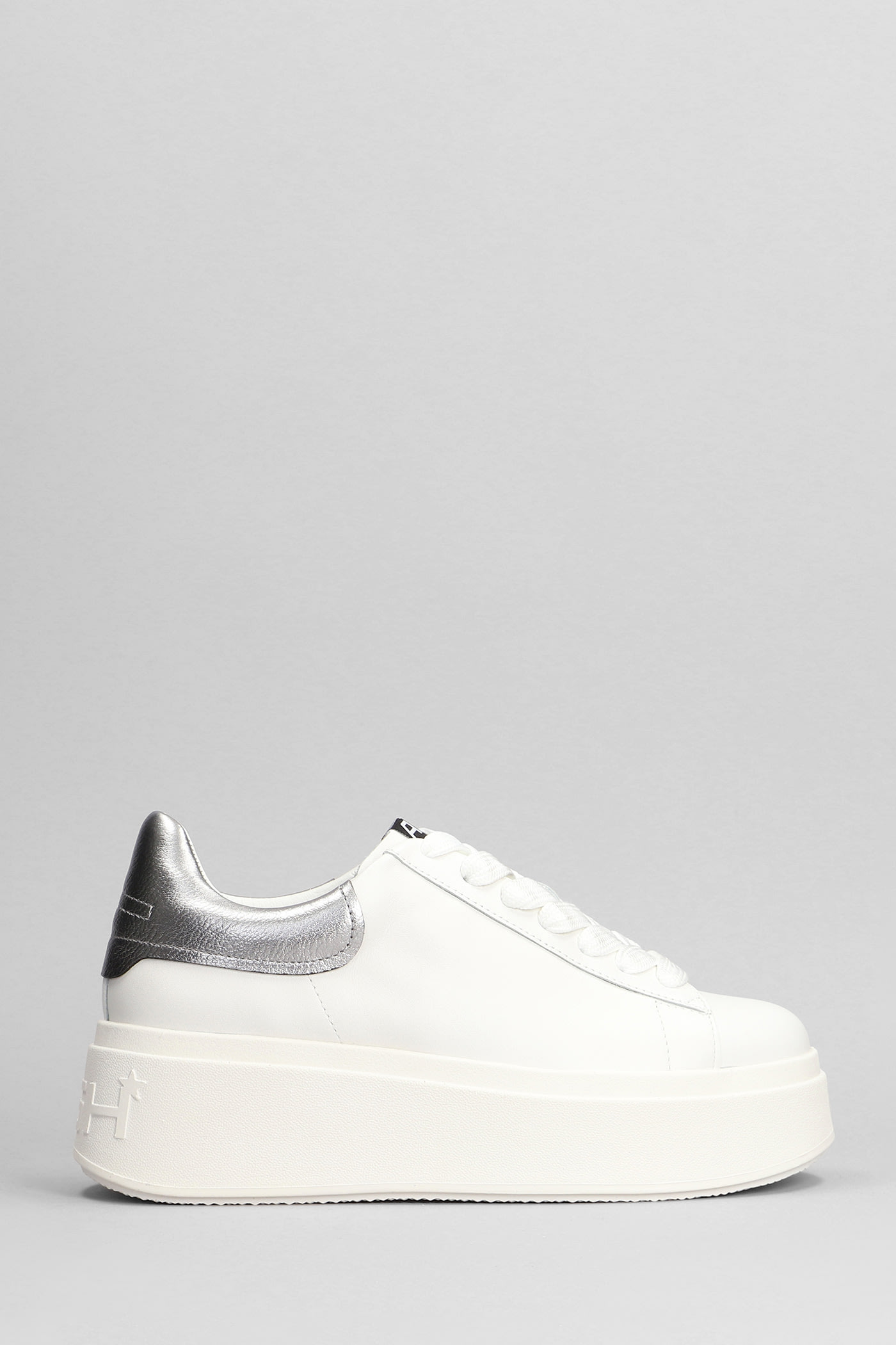 Moby Sneakers In White Leather