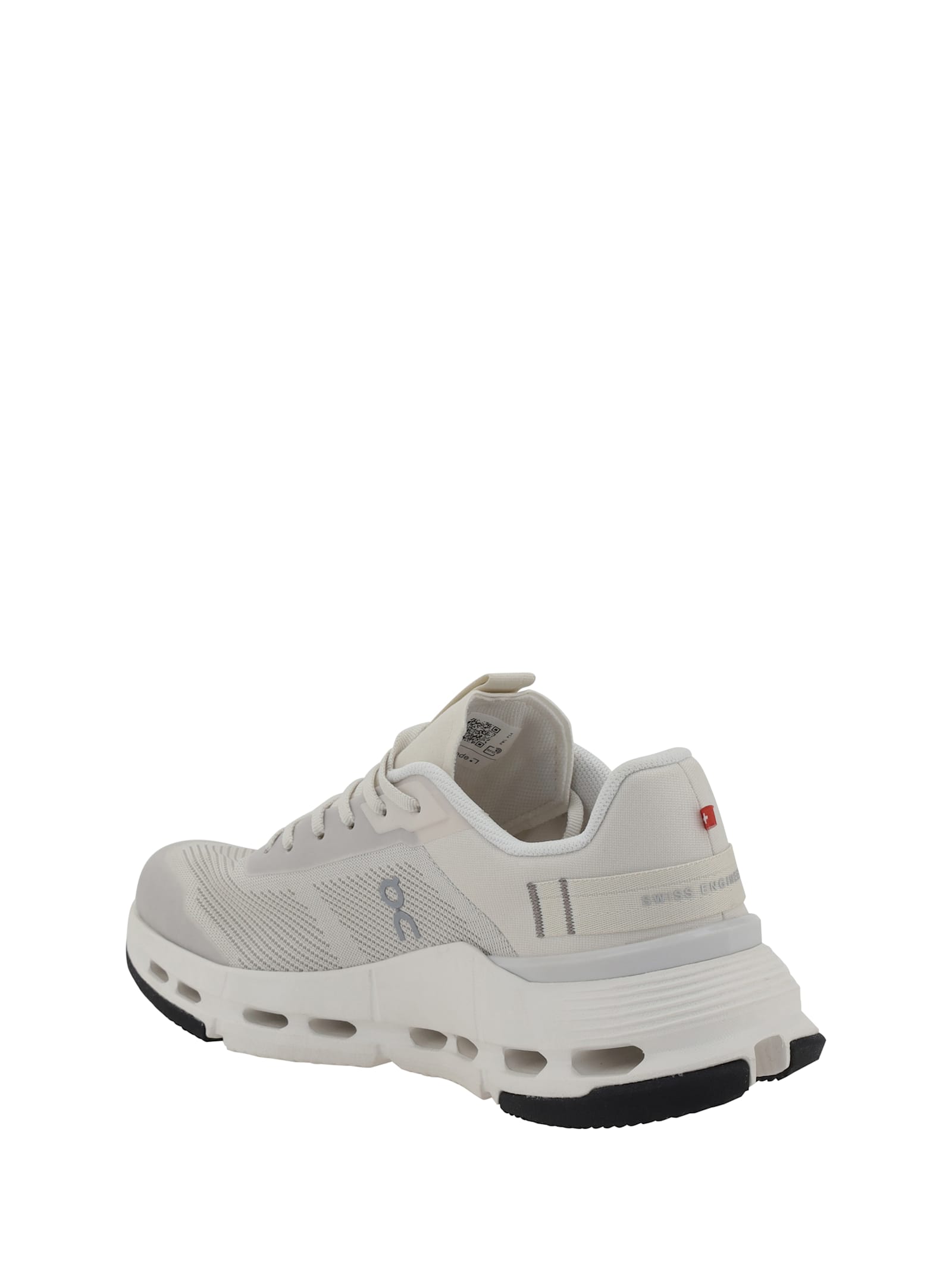 ON SNEAKERS CLOUDNOVA FORM 2 TT