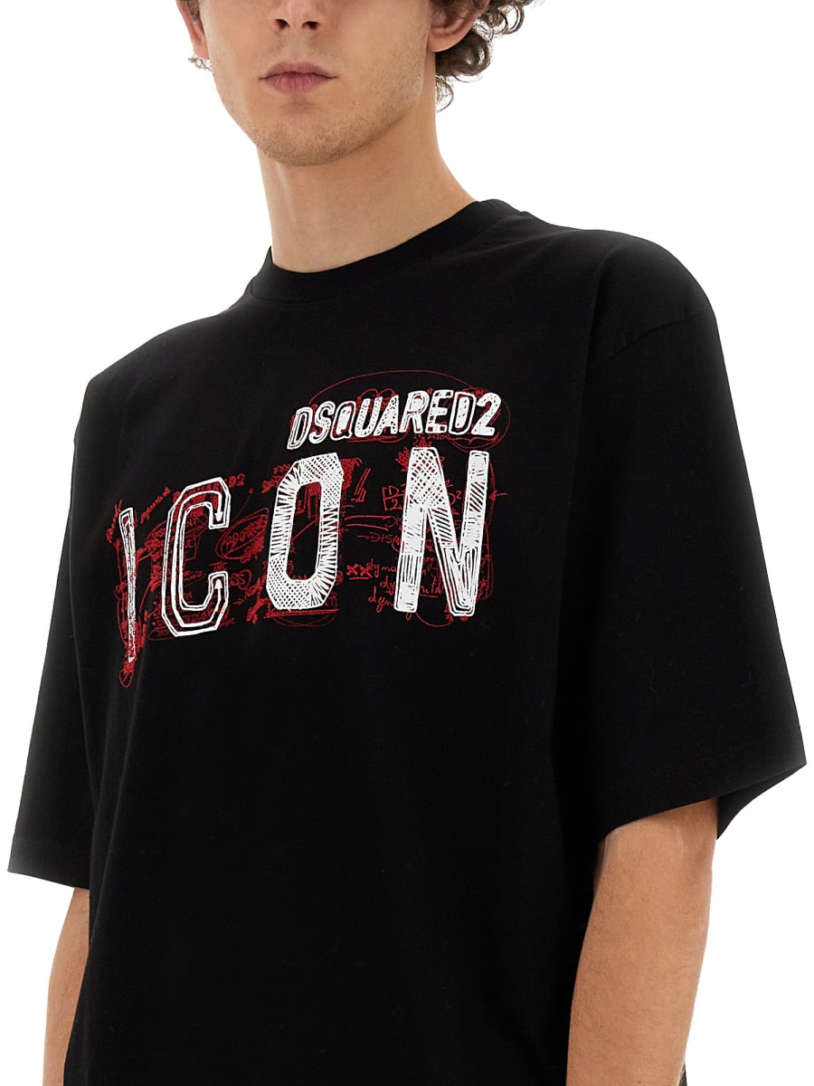 Shop Dsquared2 T-shirt With Logo In Black