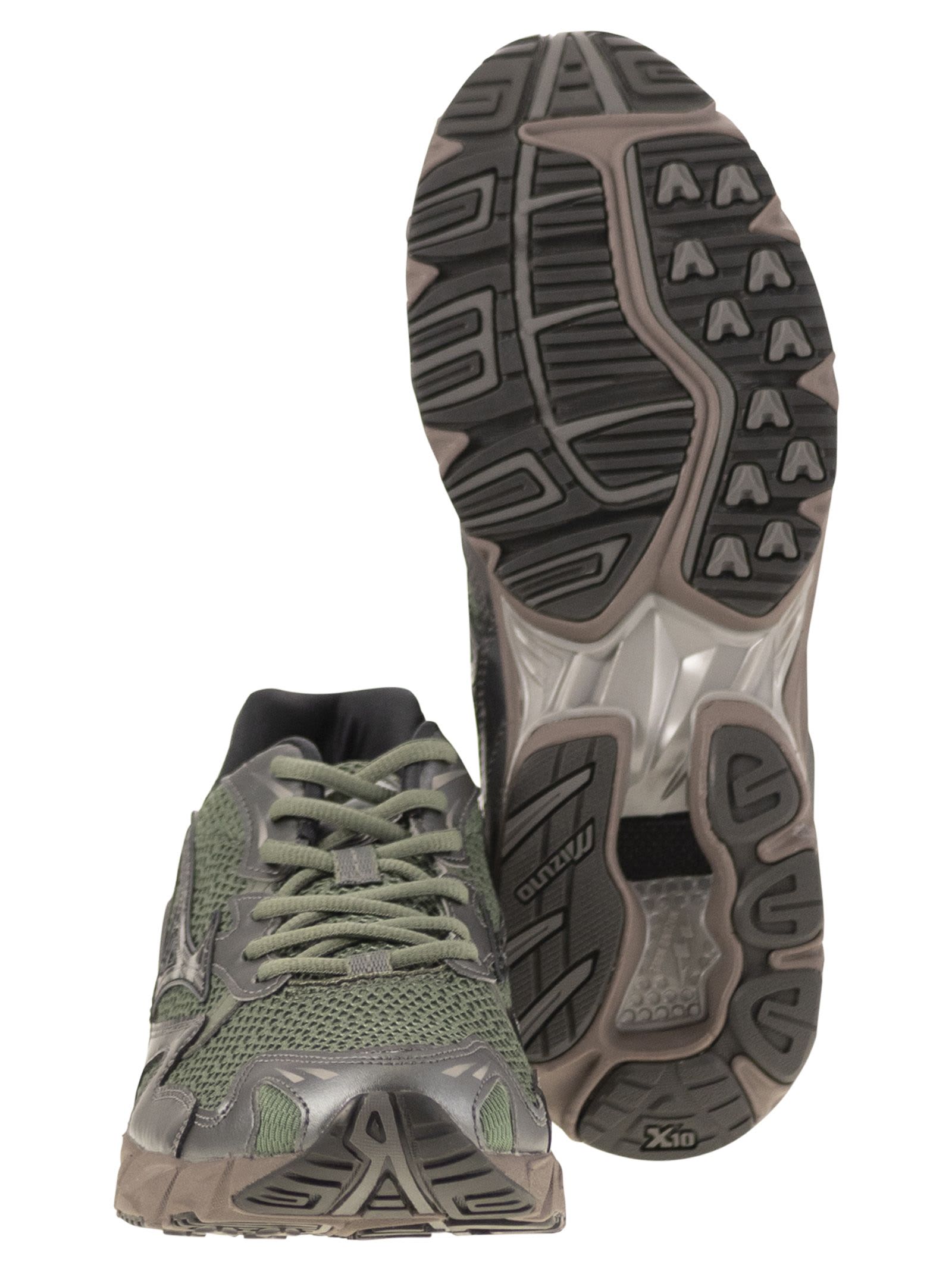 Mizuno Wave Rider 10 Lace-up Sneakers
