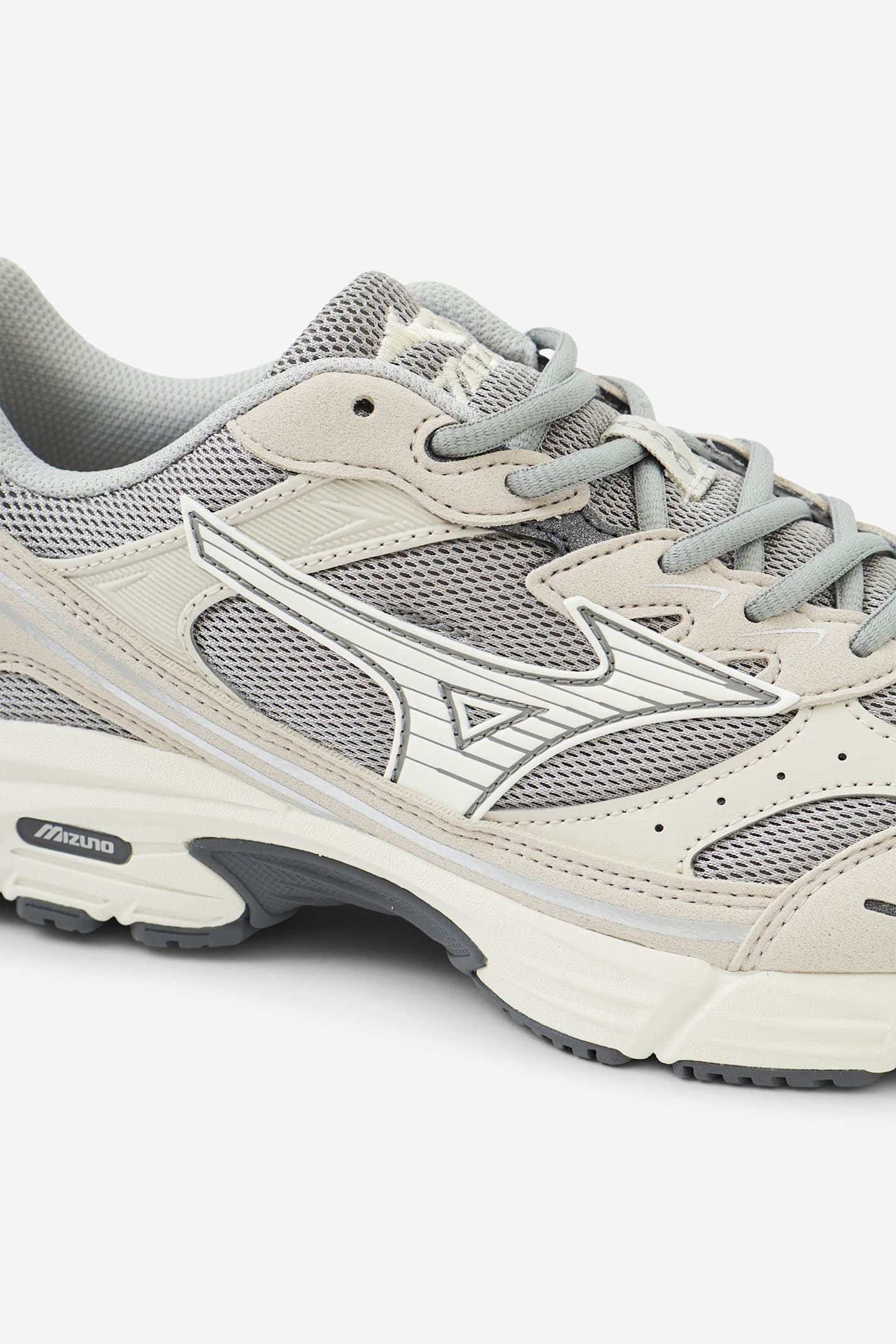 Mizuno Contender Sneakers In White