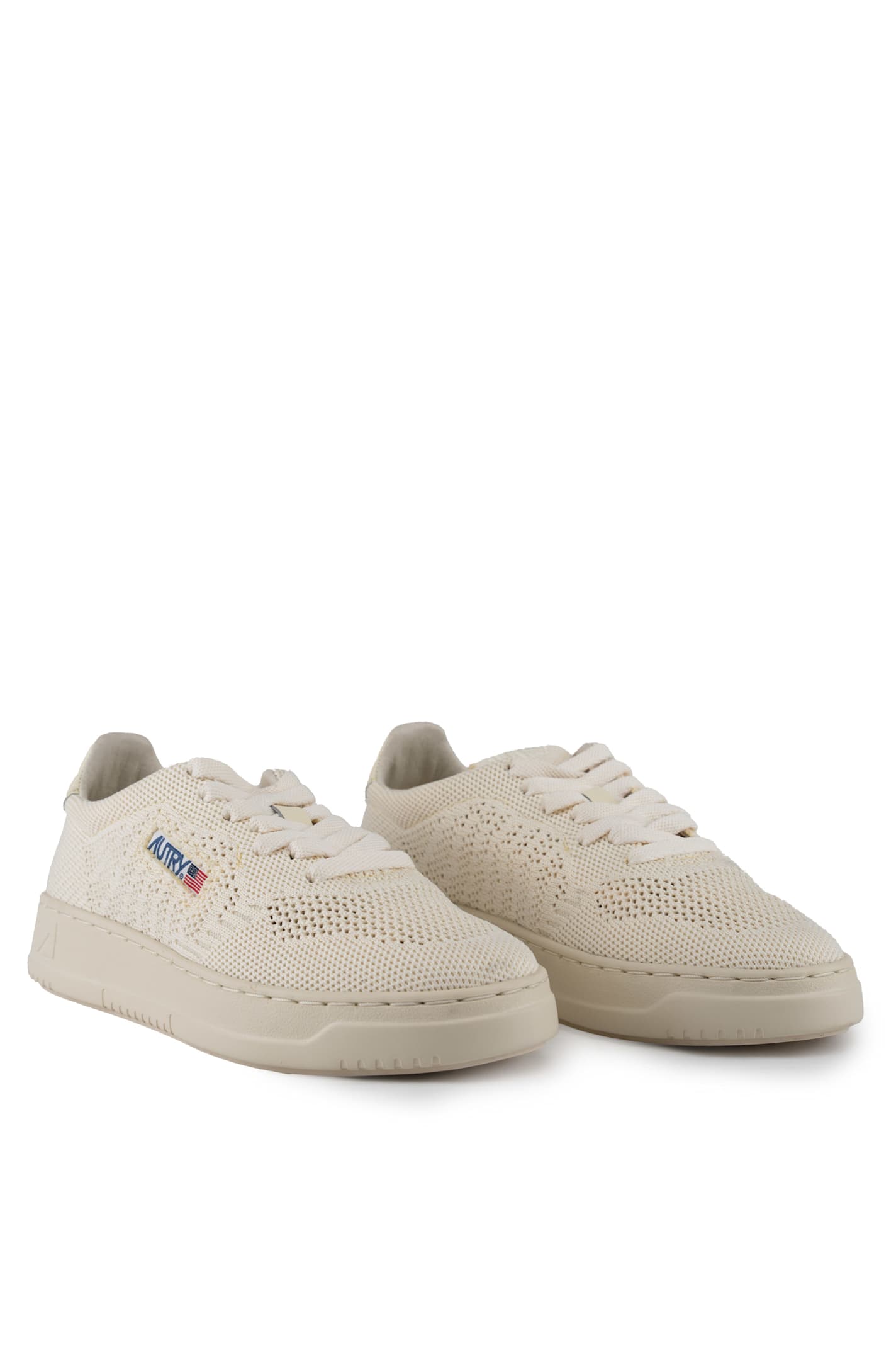 Shop Autry Medalist Easeknit Low Sneakers In Perforated Fabric In Knit/leat Winter Wht