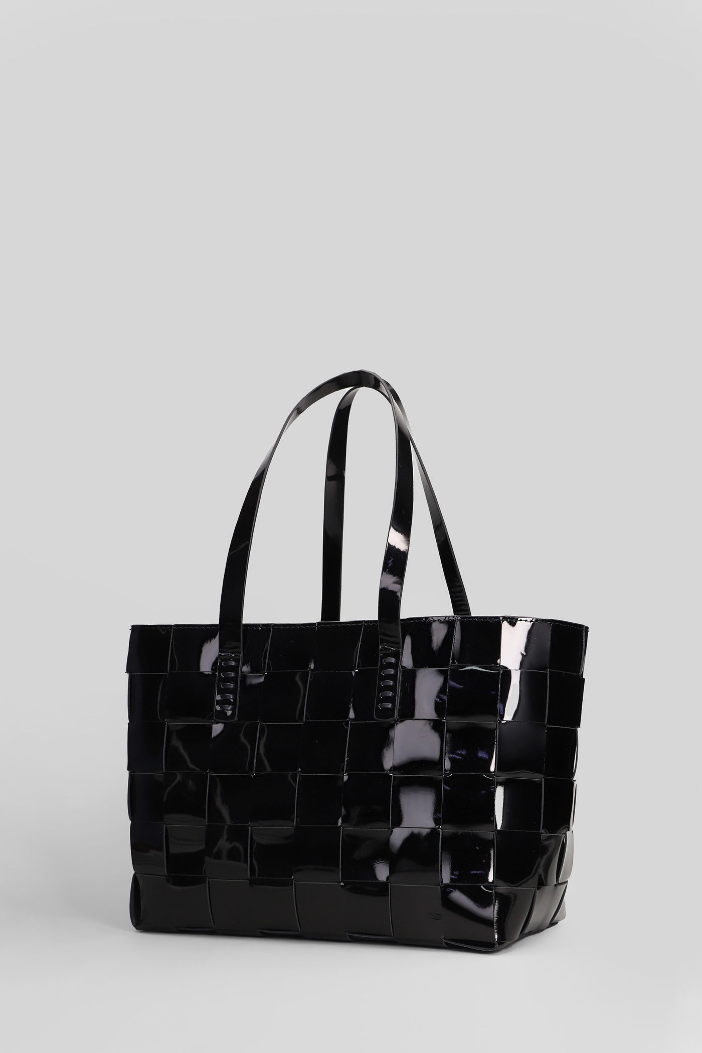 Dragon Diffusion Box Weave Basket Tote In Black Leather In Black