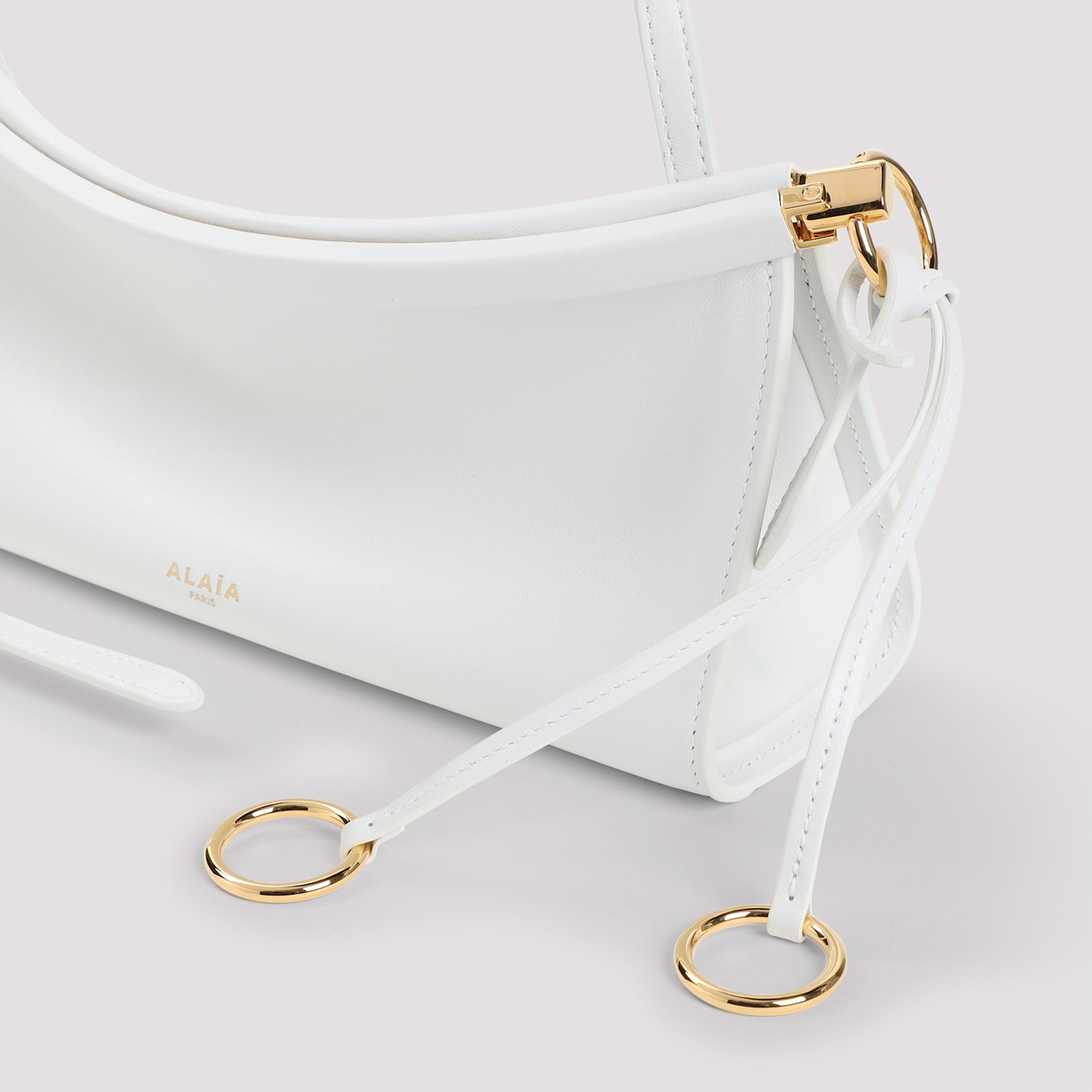 Shop Alaïa East West S Shoulder Bag In Blanc Optique