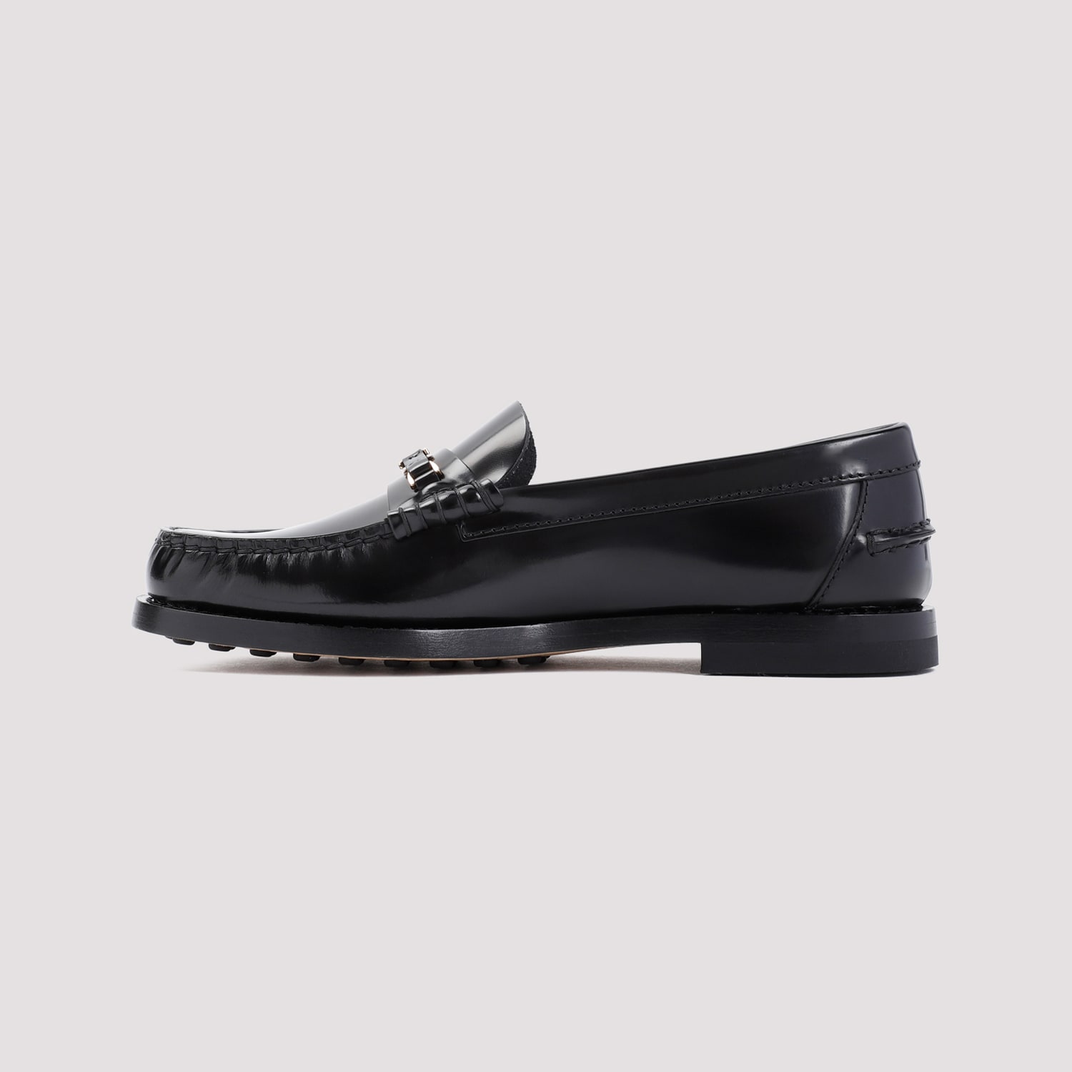 Shop Tod's Micro Catena Loafers In Nero