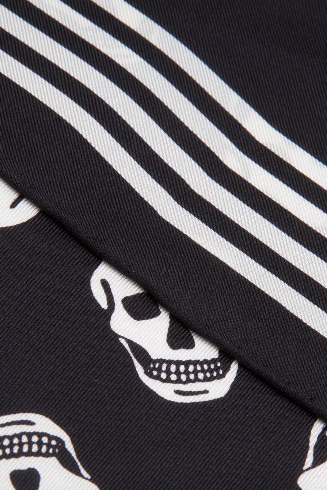 Shop Alexander Mcqueen Skull Printed Scarf In Black