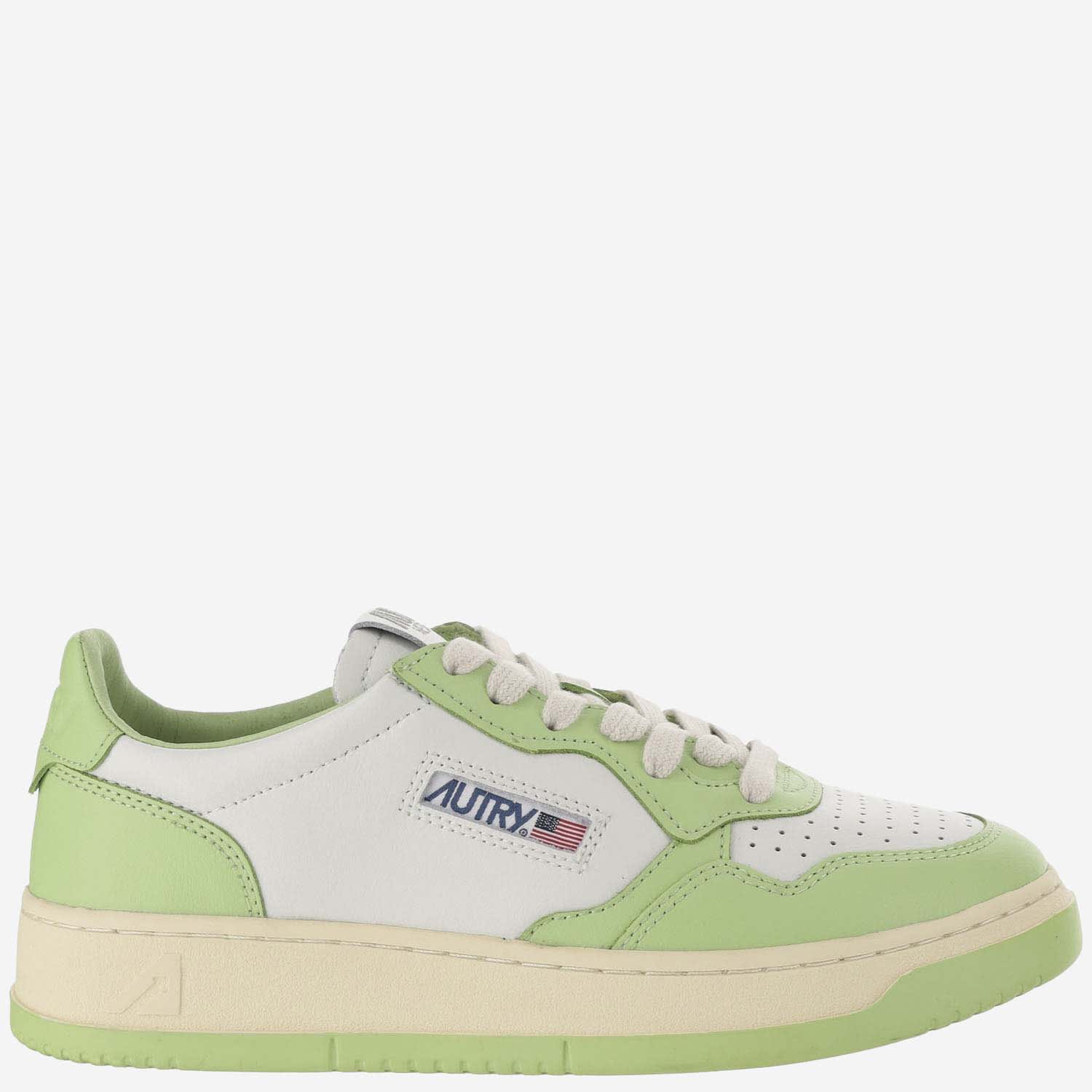 Autry Low Medalist Leather Sneakers In White,green