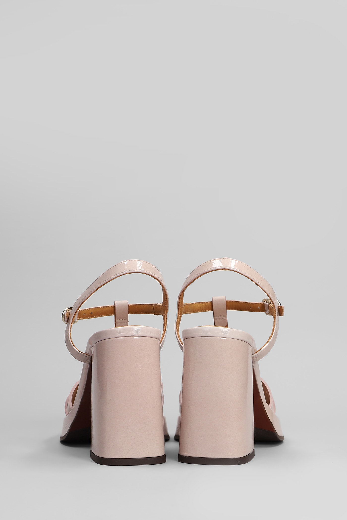 サンダル・ミュール CHIE MIHARA Women Sandals 414551 ZINTO46 Pink Chie Mihara Zinto Sandals In Pink - 48% Off | Editorialist