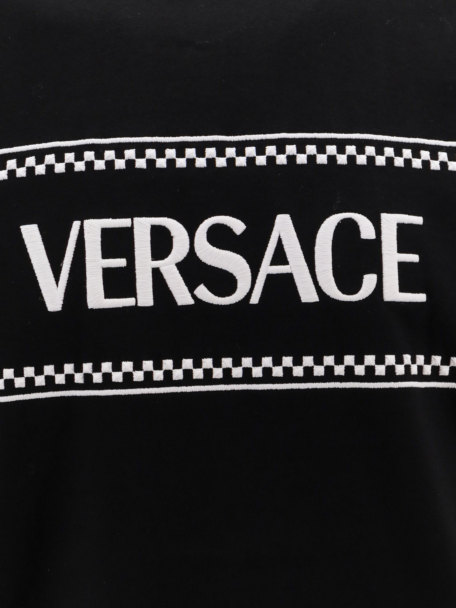 Shop Versace T-shirt In Black