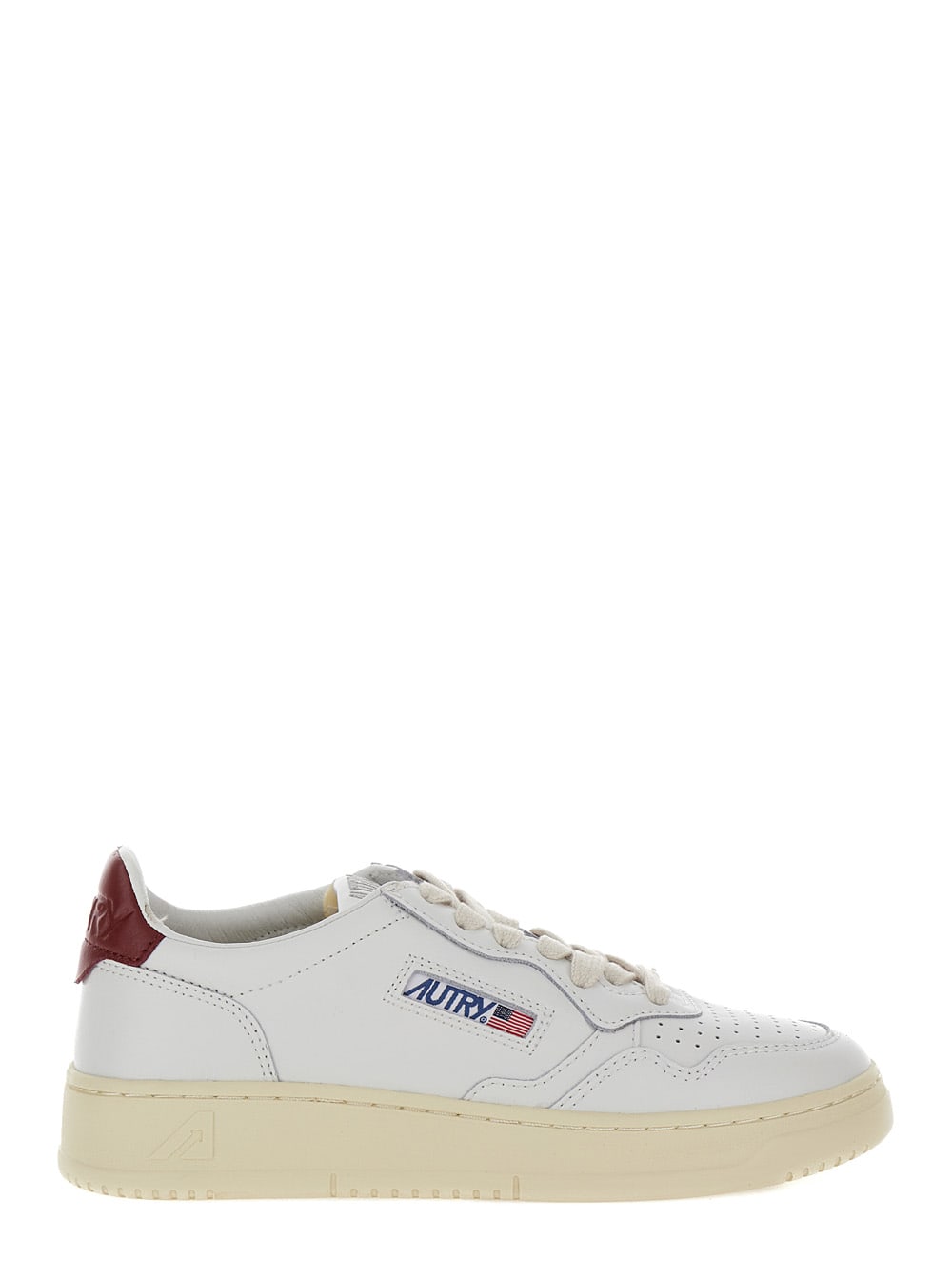 Shop Autry Medalist White Low Top Sneakers With Contrasting Heel Tab In Leather Woman In Bianco