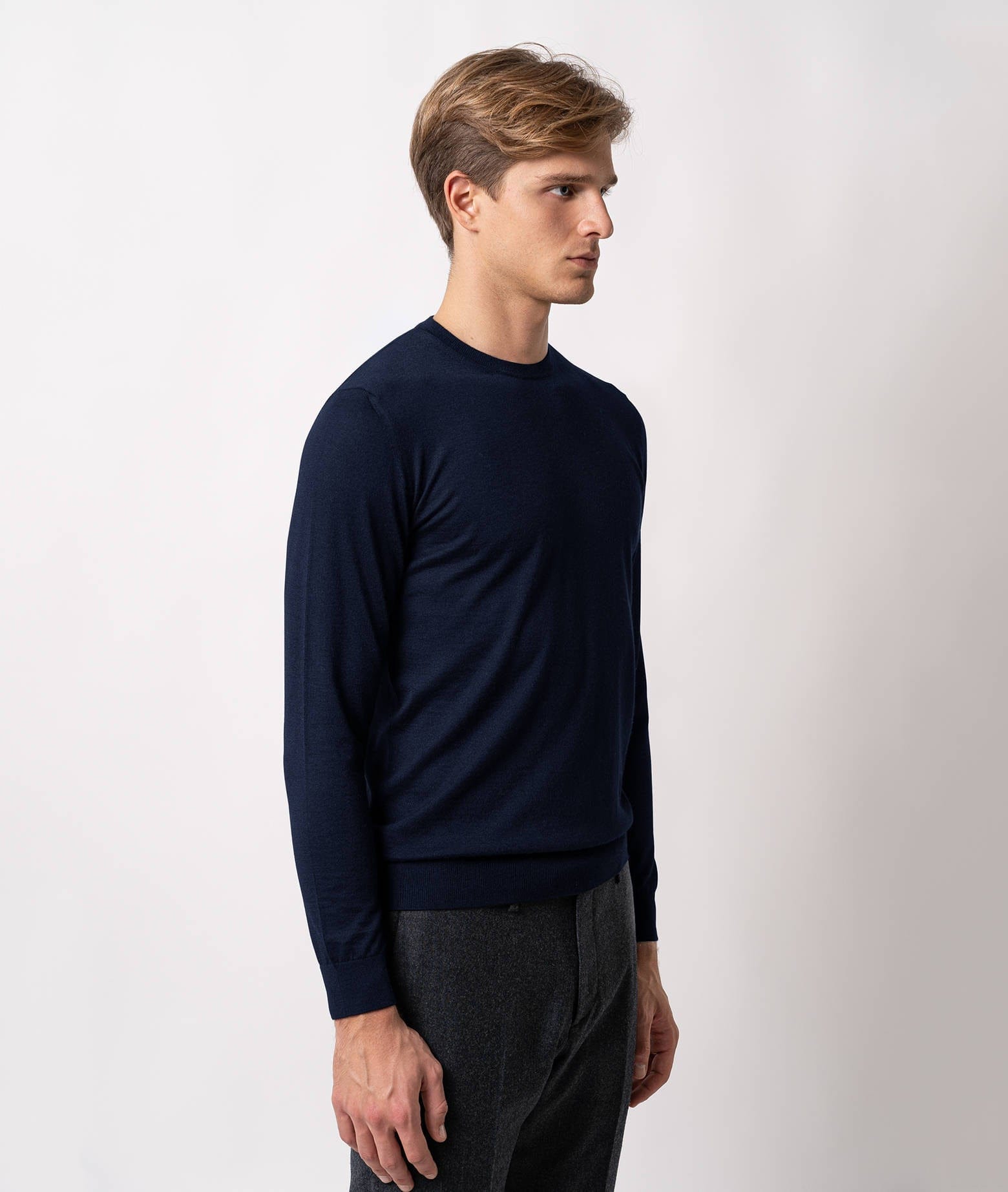 Larusmiani Long-sleeved T-shirt Roquebrune Sweater In Blue