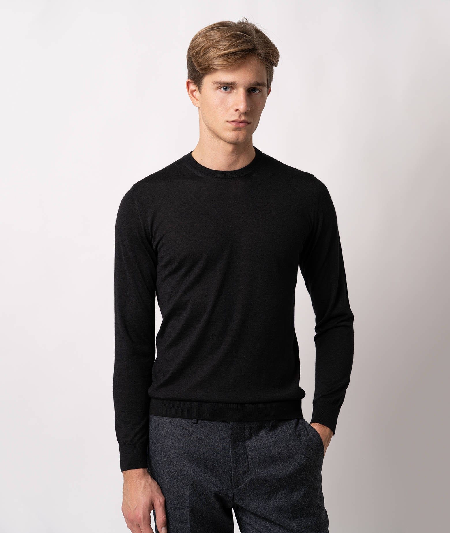 Larusmiani Sweater Pullman Sweater In Black