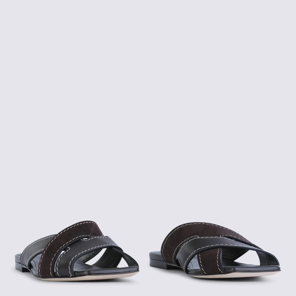 Tod's Flat Leather Sandals With Crossed Straps Shoes In Brown