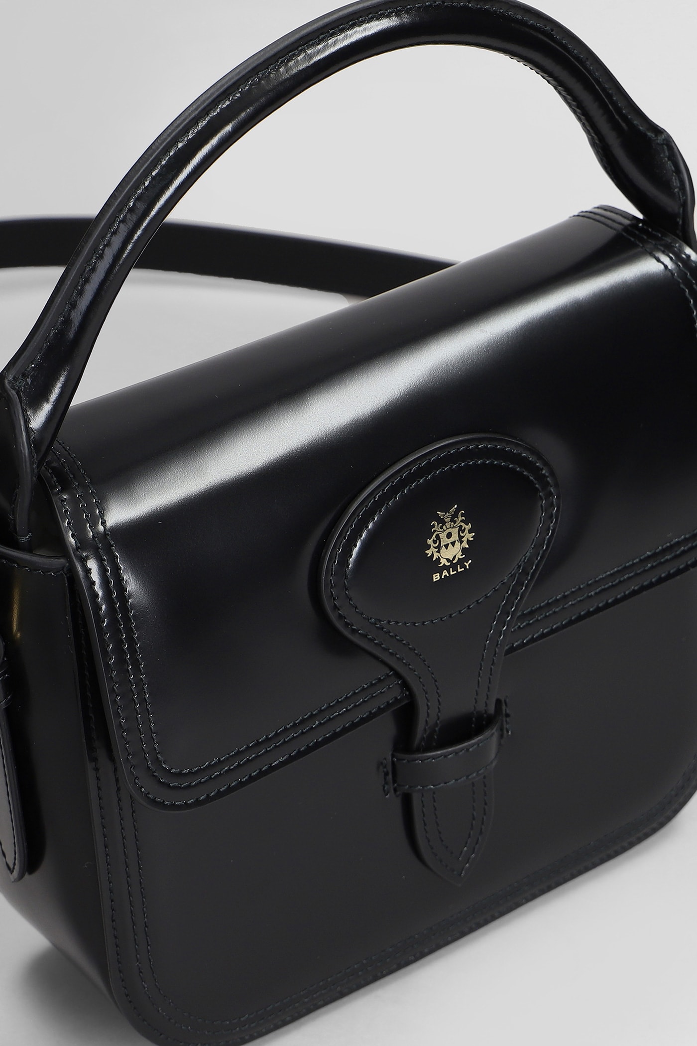 Bally Beckett Flap S Horse Hand Bag In Black