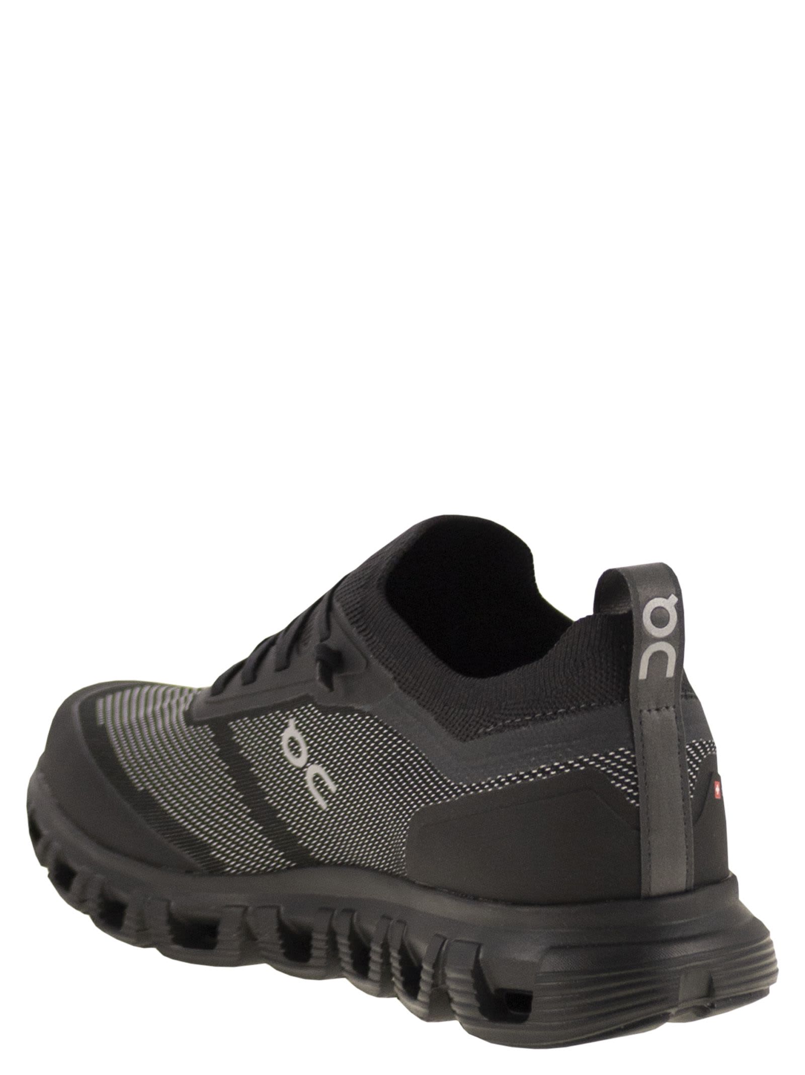 On Cloud 6 Versa - Sneakers In Black