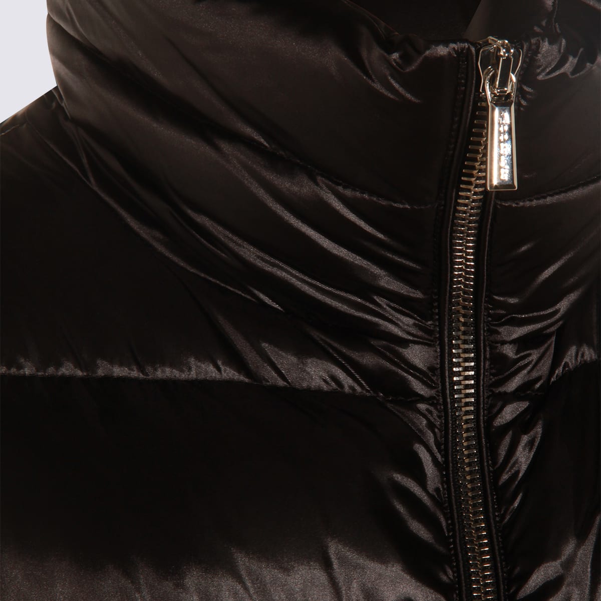 Moorer Insulated Jackets With High Collar And Pockets In Black