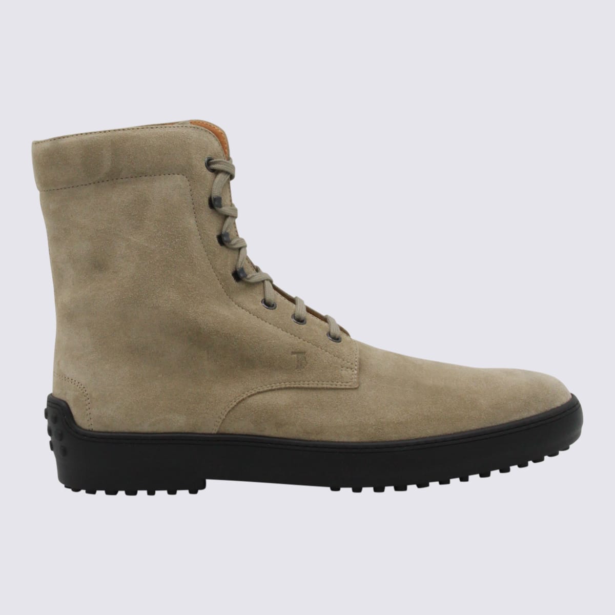 Tod's High Ankle Boots Lug Sole In Neutral