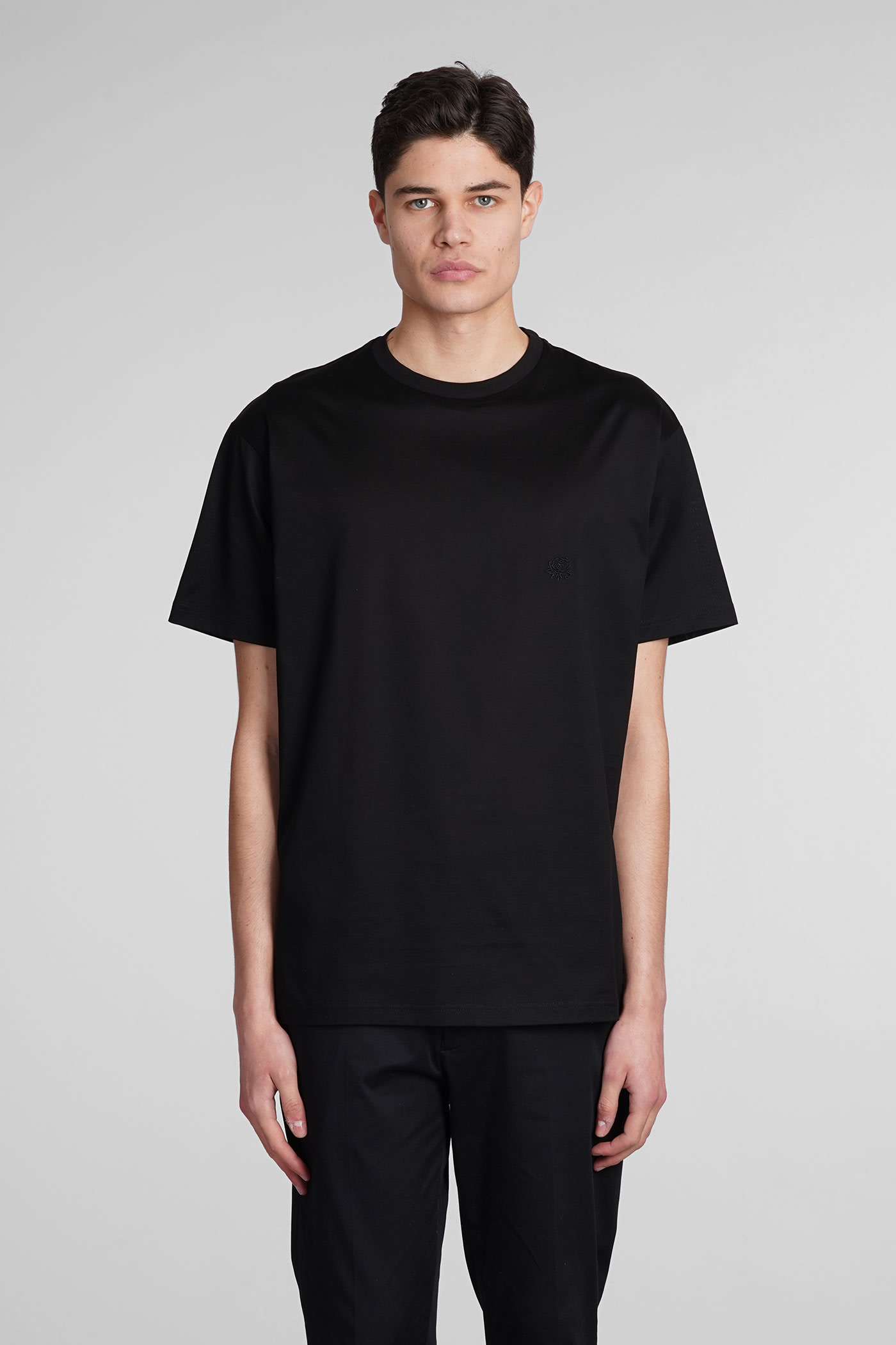 B150 Embroidery T-shirt In Black Cotton