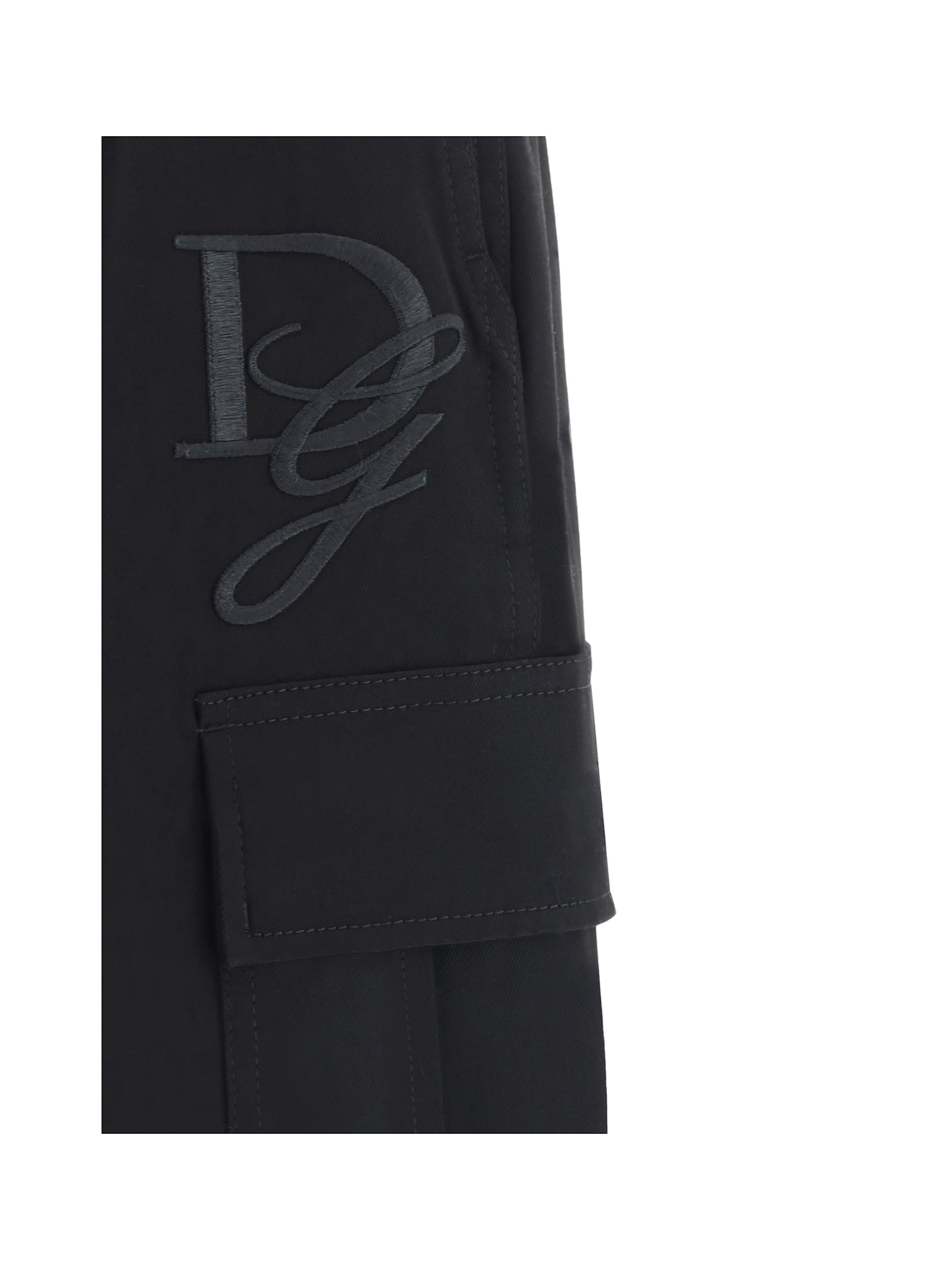 Shop Dolce & Gabbana Pants In Nero