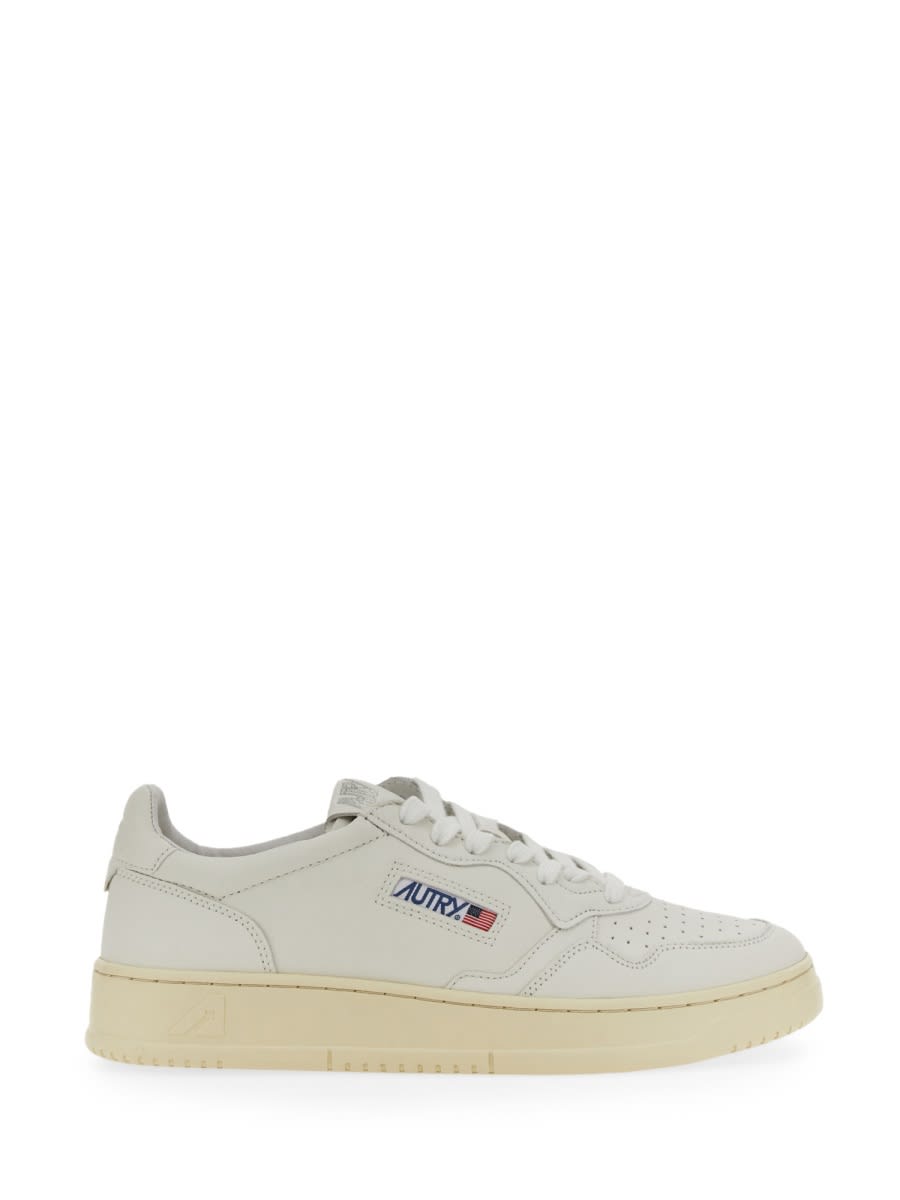 Autry Medalist Low Sneaker In White