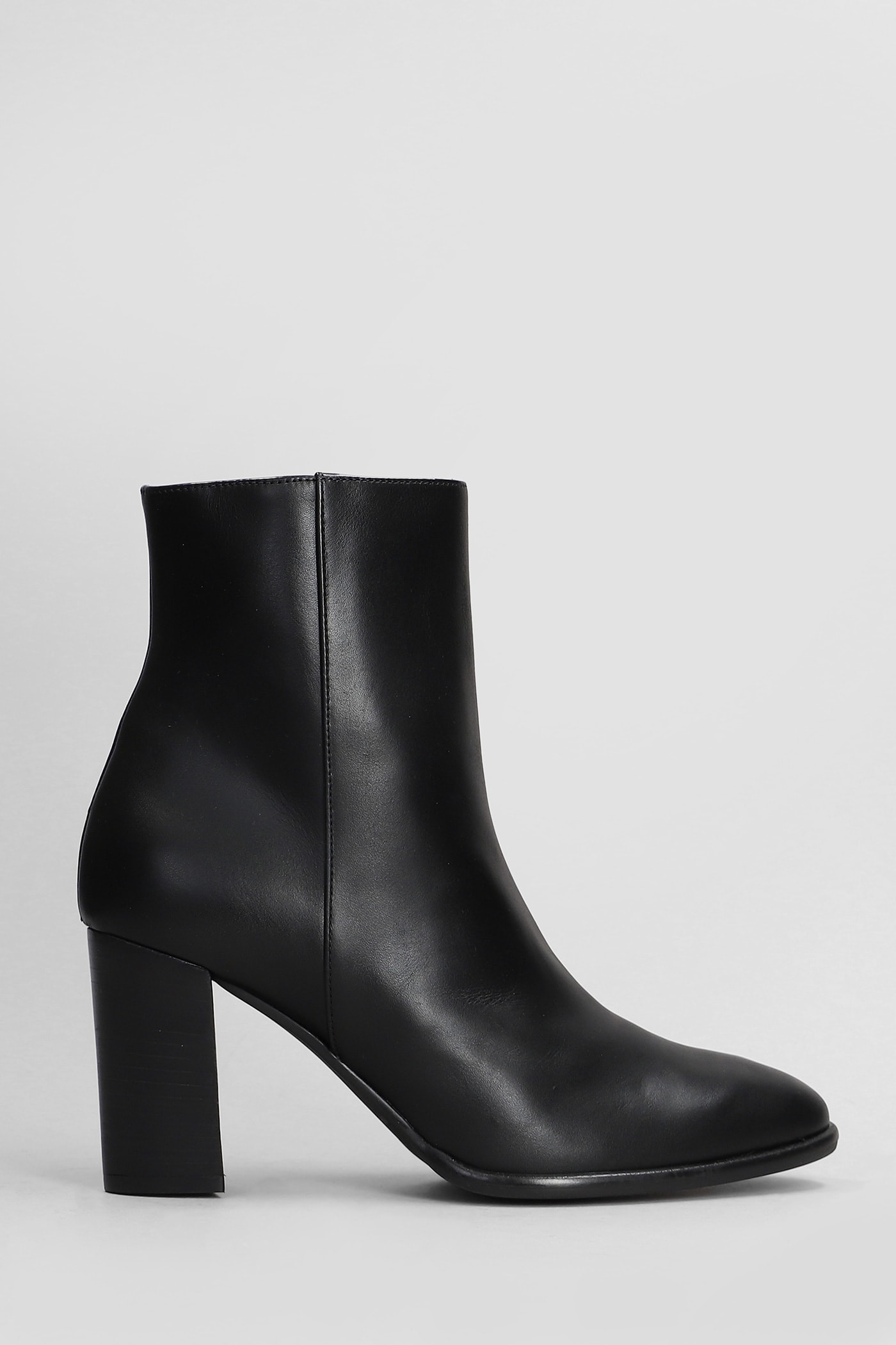 Boras High Heels Ankle Boots In Black Leather