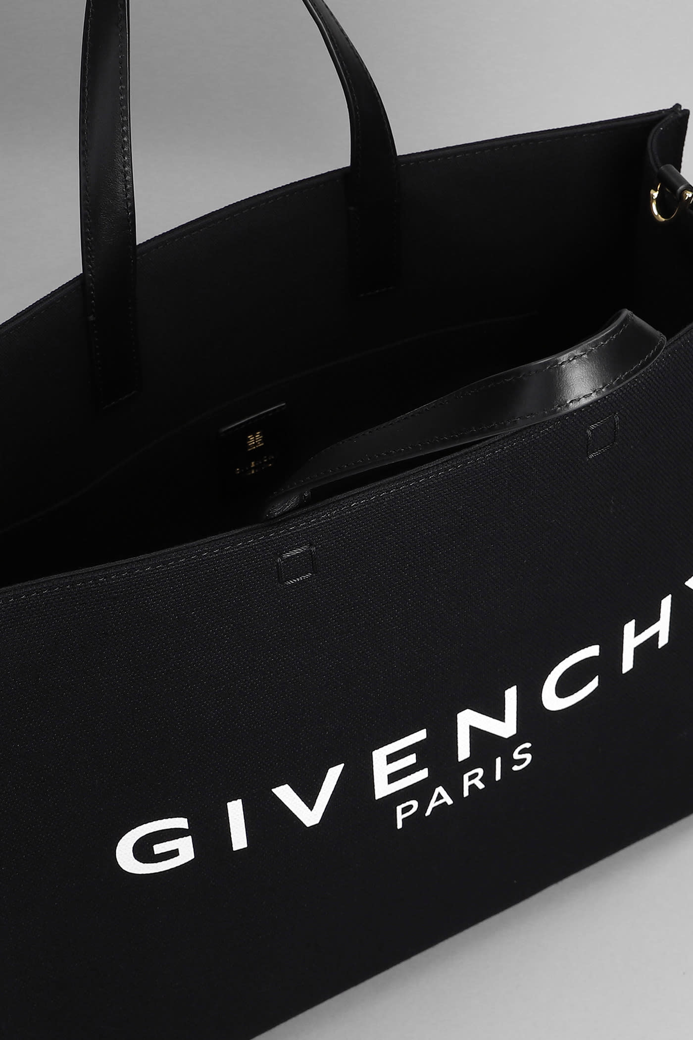 GIVENCHY TOTE IN BLACK LEATHER AND FABRIC 