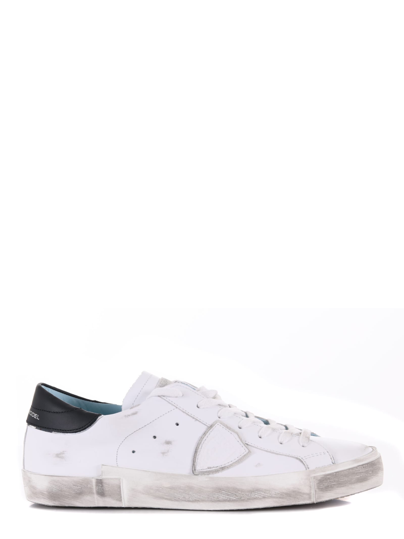 Shop Philippe Model Sneakers  Prsx Low In Pelle Disponibile Store Scafati In Bianco/nero