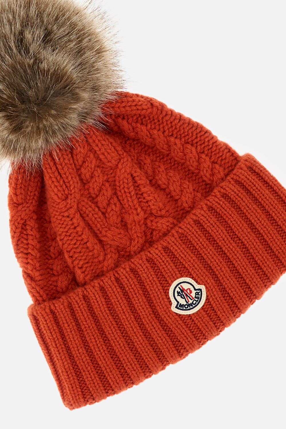 Moncler Cable-knit Cashmere And Wool-blend Beanie In Red