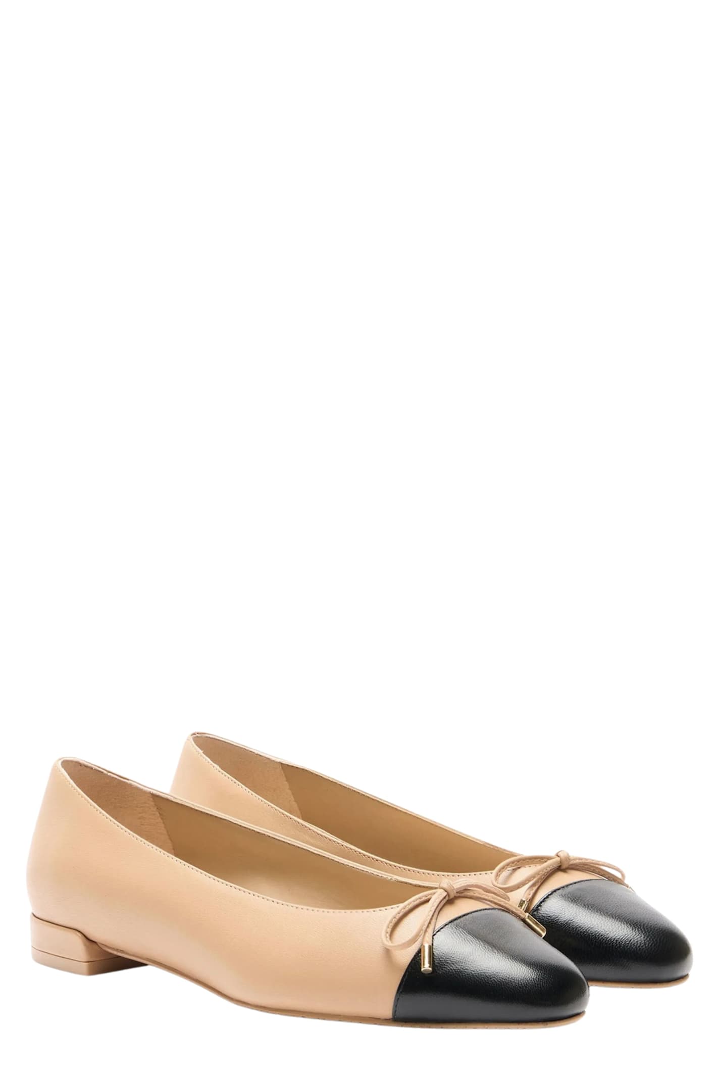 Stuart Weitzman Sleek Bow Flat