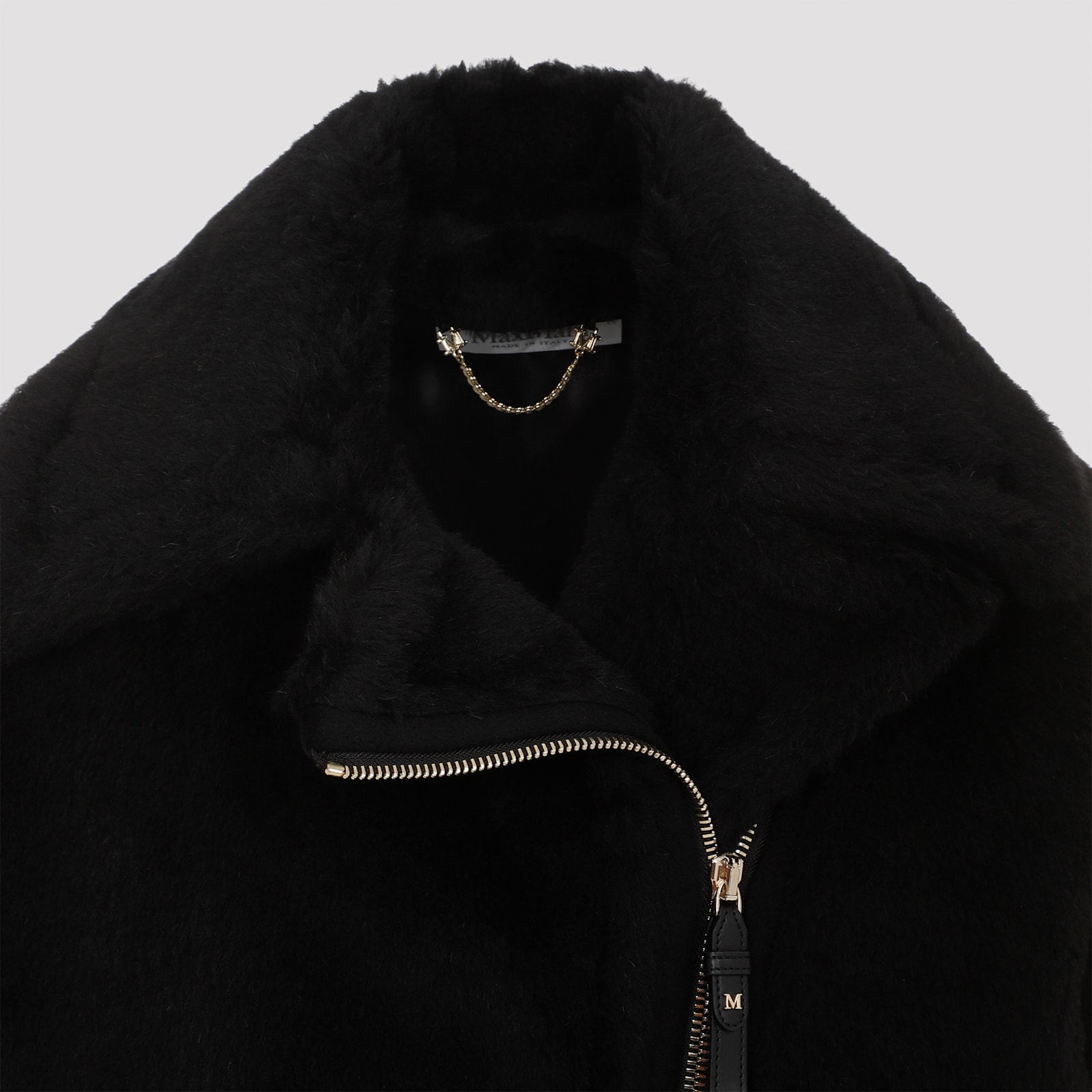 Shop Max Mara Newmant01 Teddy Zip Cape In Nero