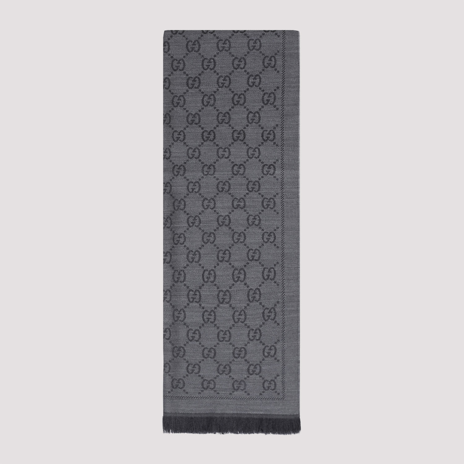 Gucci Gg Jacquard Pattern Knitted Scarf Women In Gray