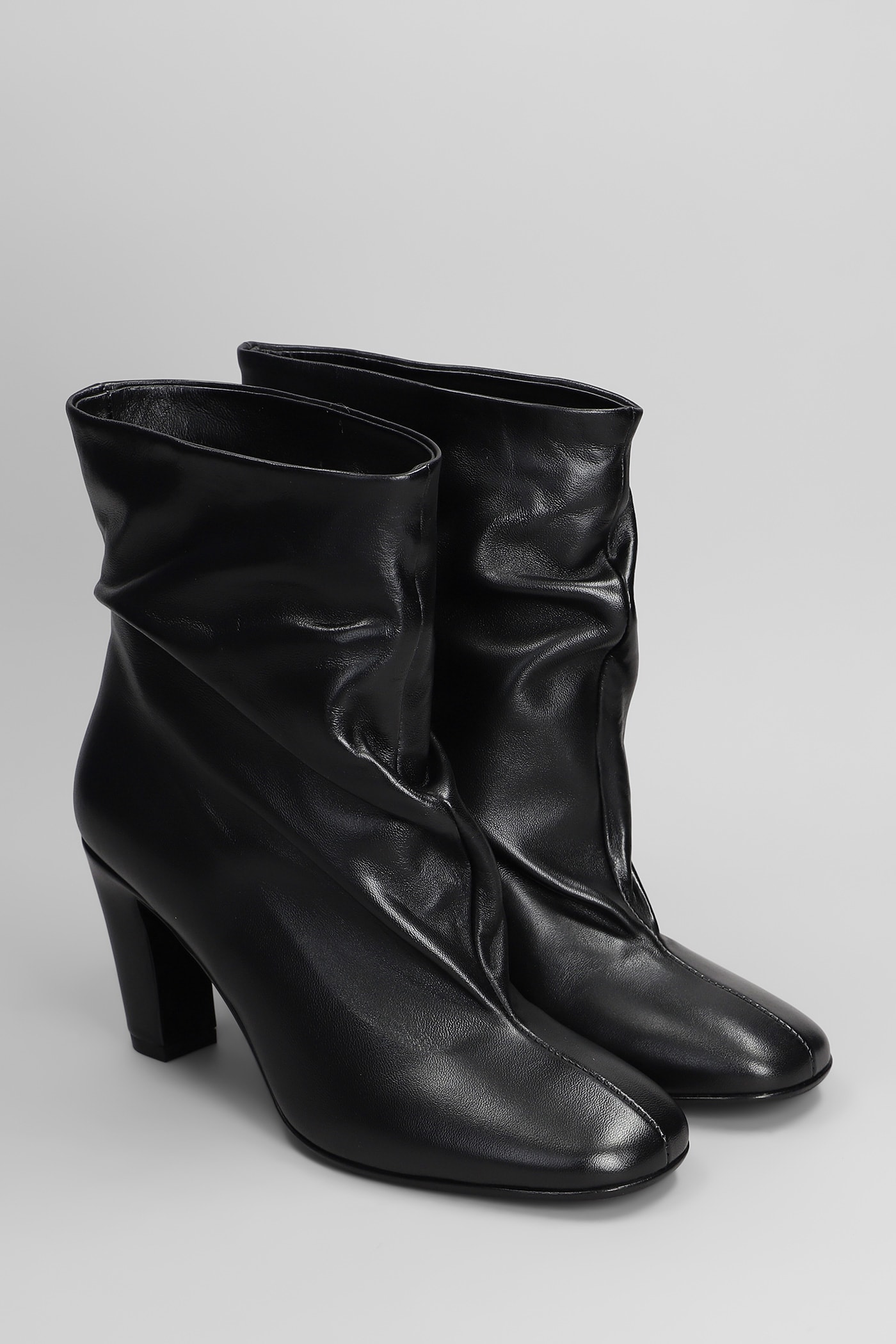 STRATEGIA HIGH HEELS ANKLE BOOTS IN BLACK LEATHER