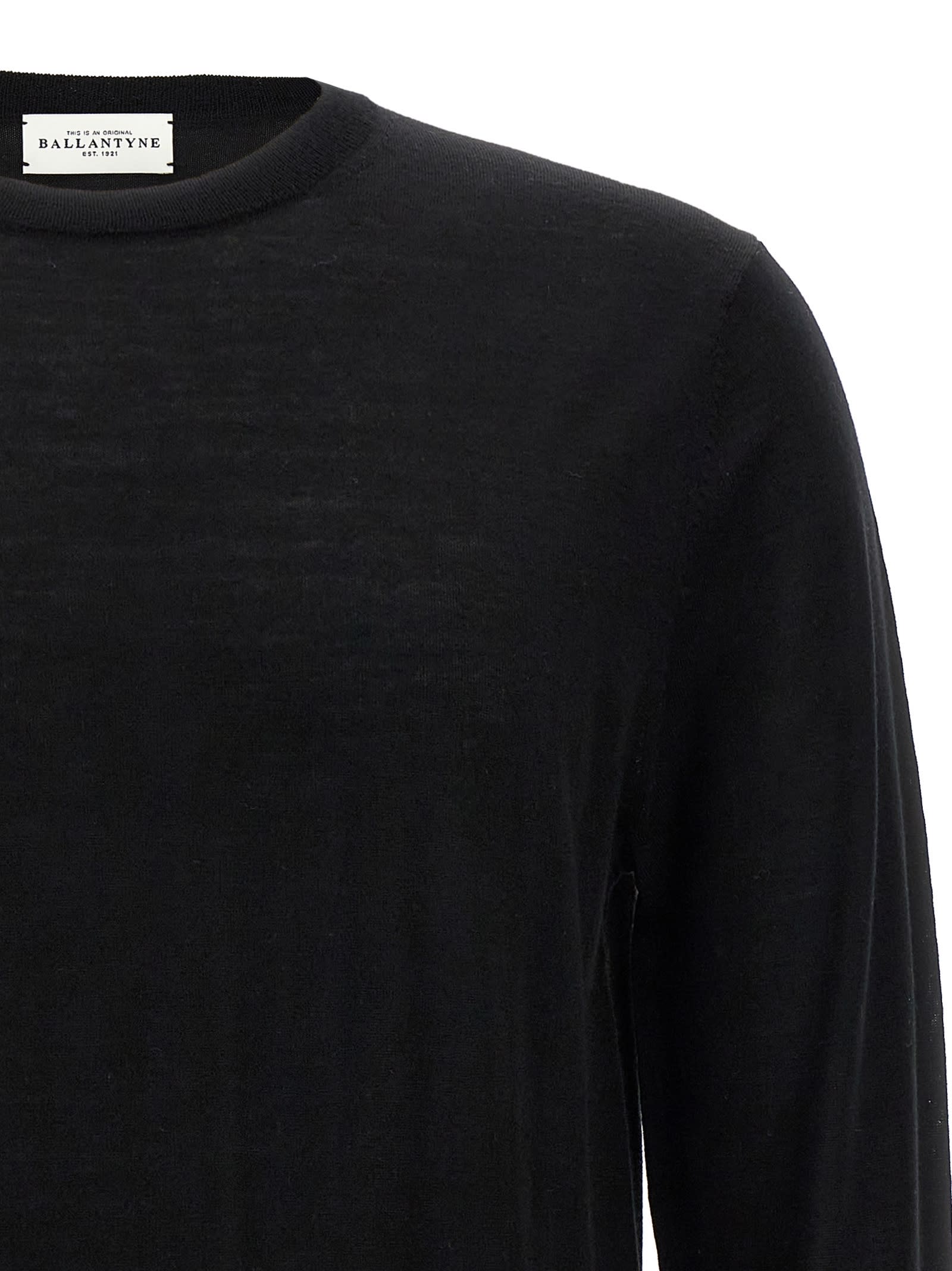 Ballantyne R Neck Sweater In Black