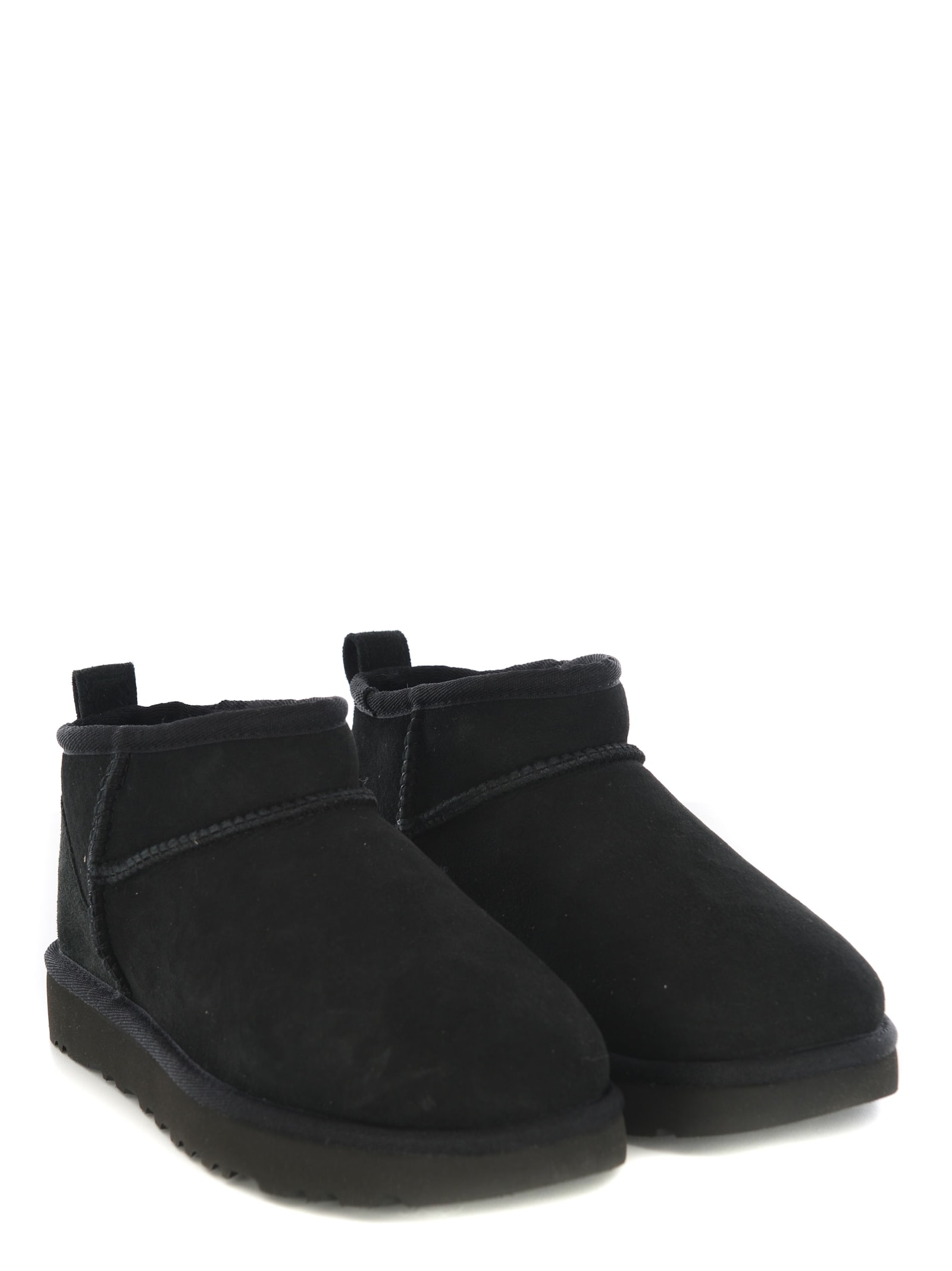 Shop Ugg Stivali  Classic Ultra Mini Made Of Suede In Black