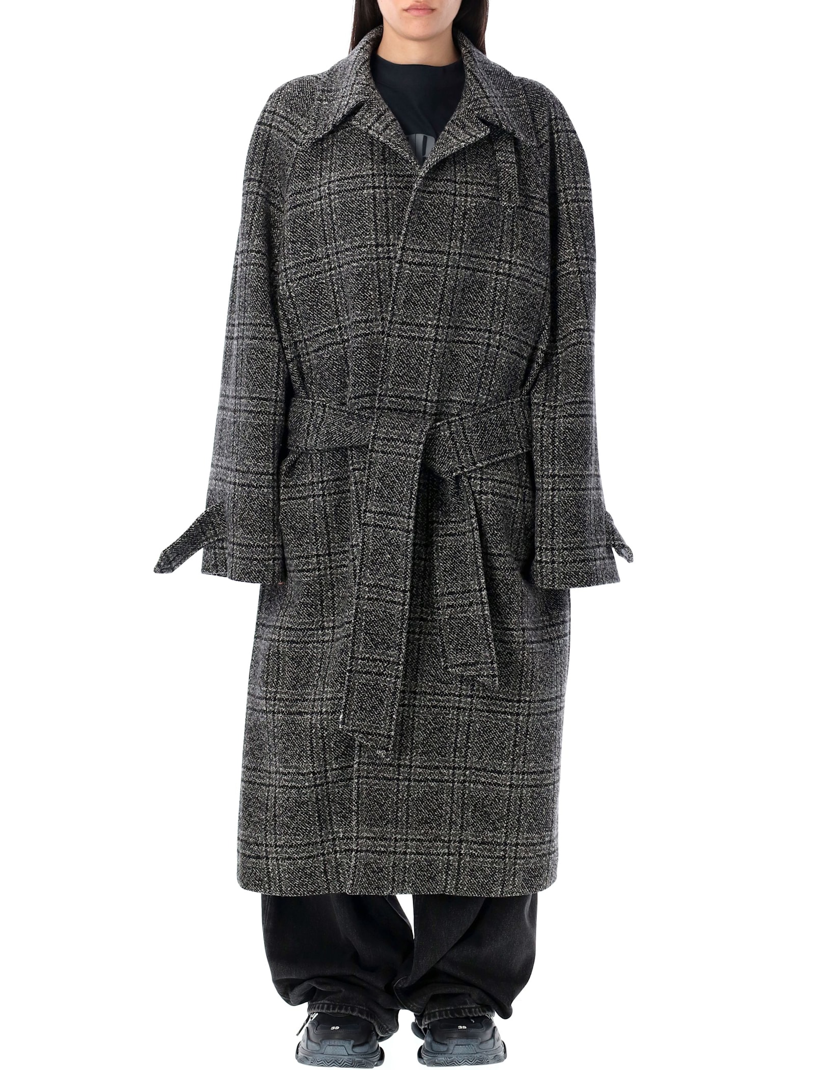 Balenciaga One Layer Raglan Coat In Gray