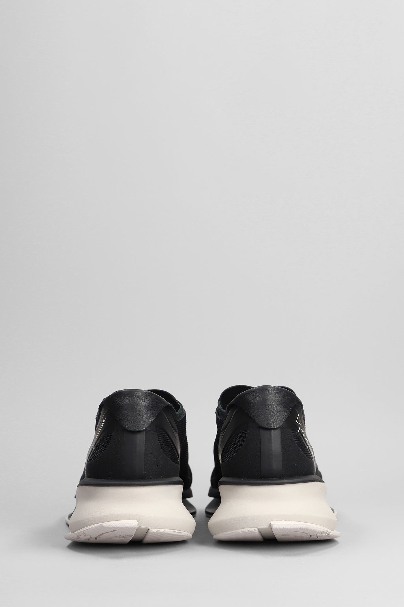 Shop Y-3 S Gendo Run Sneakers In Black Suede And Fabric