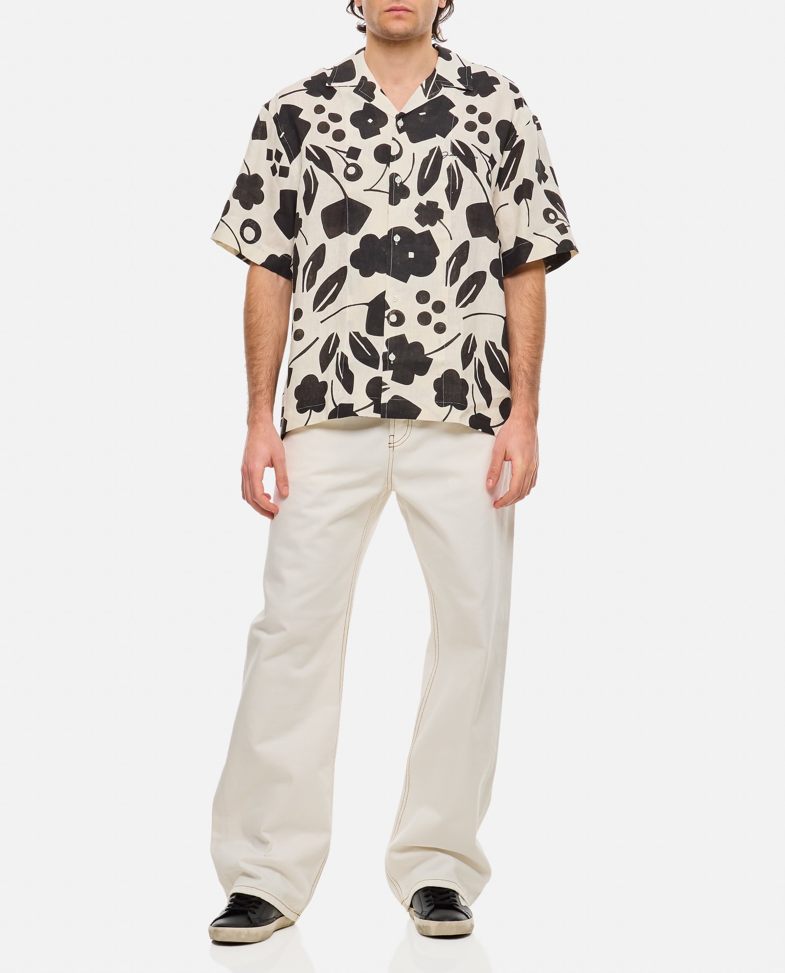 Shop Jacquemus Jean Linen Shirt In 1hc Pt Black White Cubic Flow