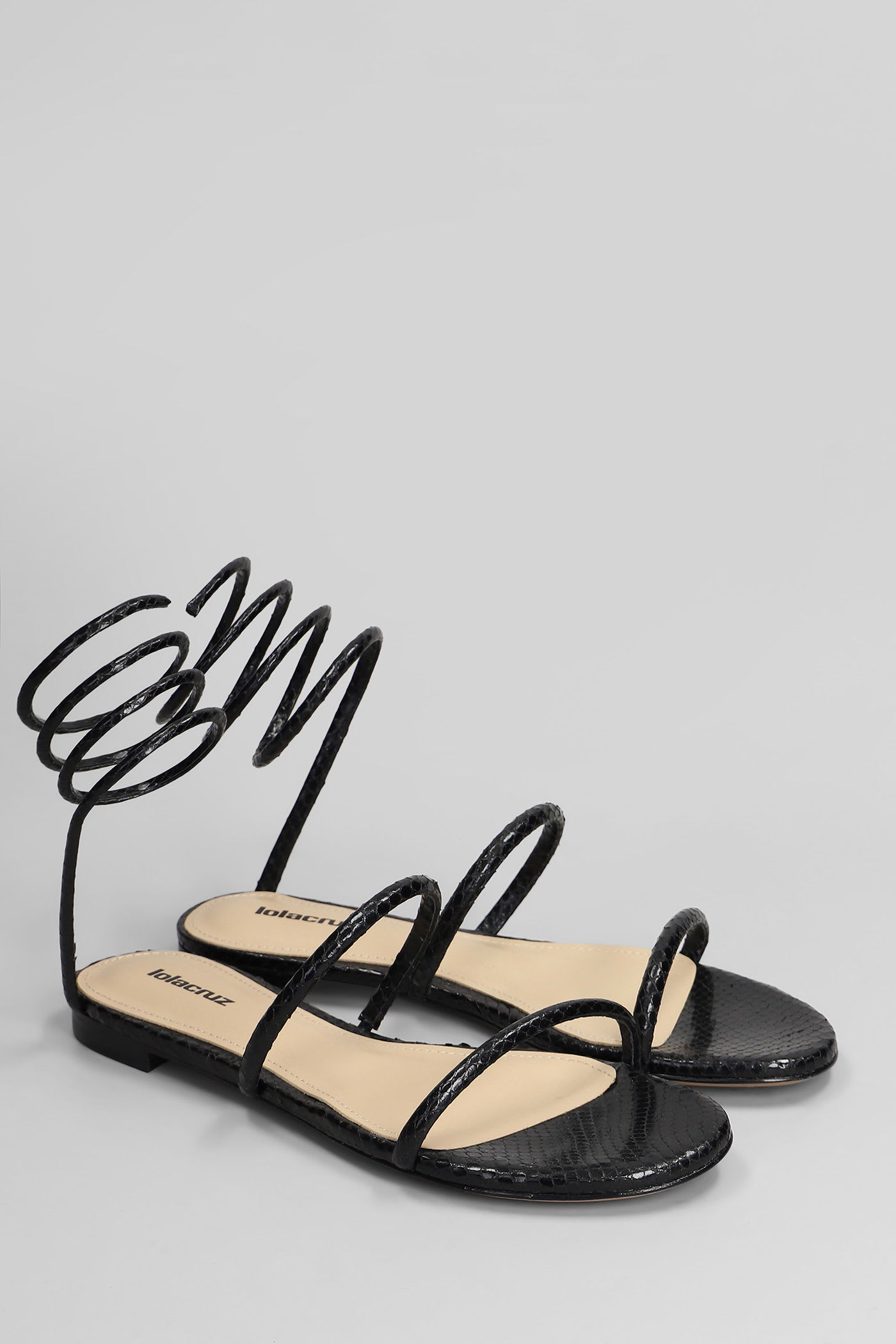 Lola Cruz Greta Flat Flats In Black Leather In Black