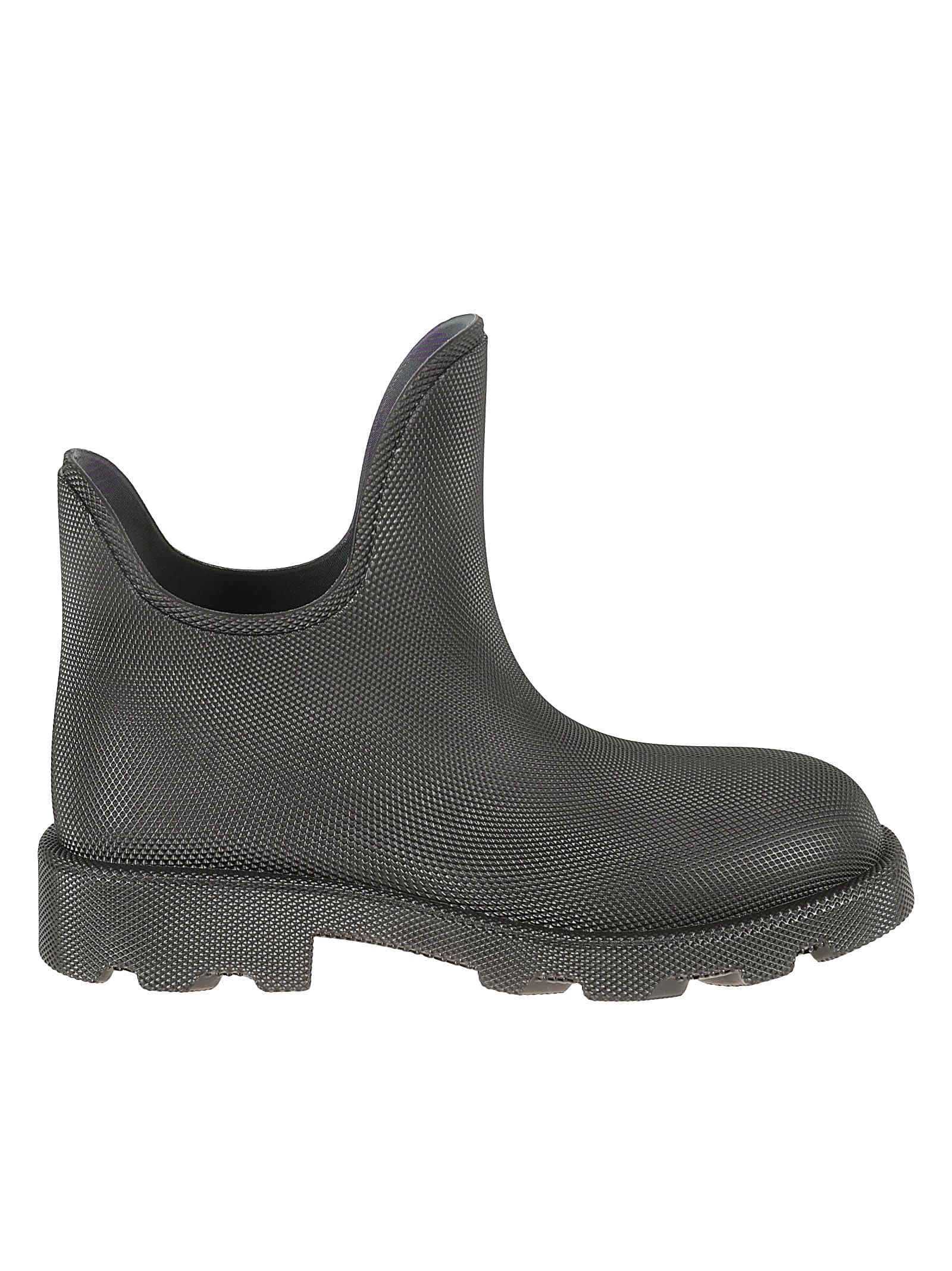 Shop Burberry Marsh Low Boots In Black