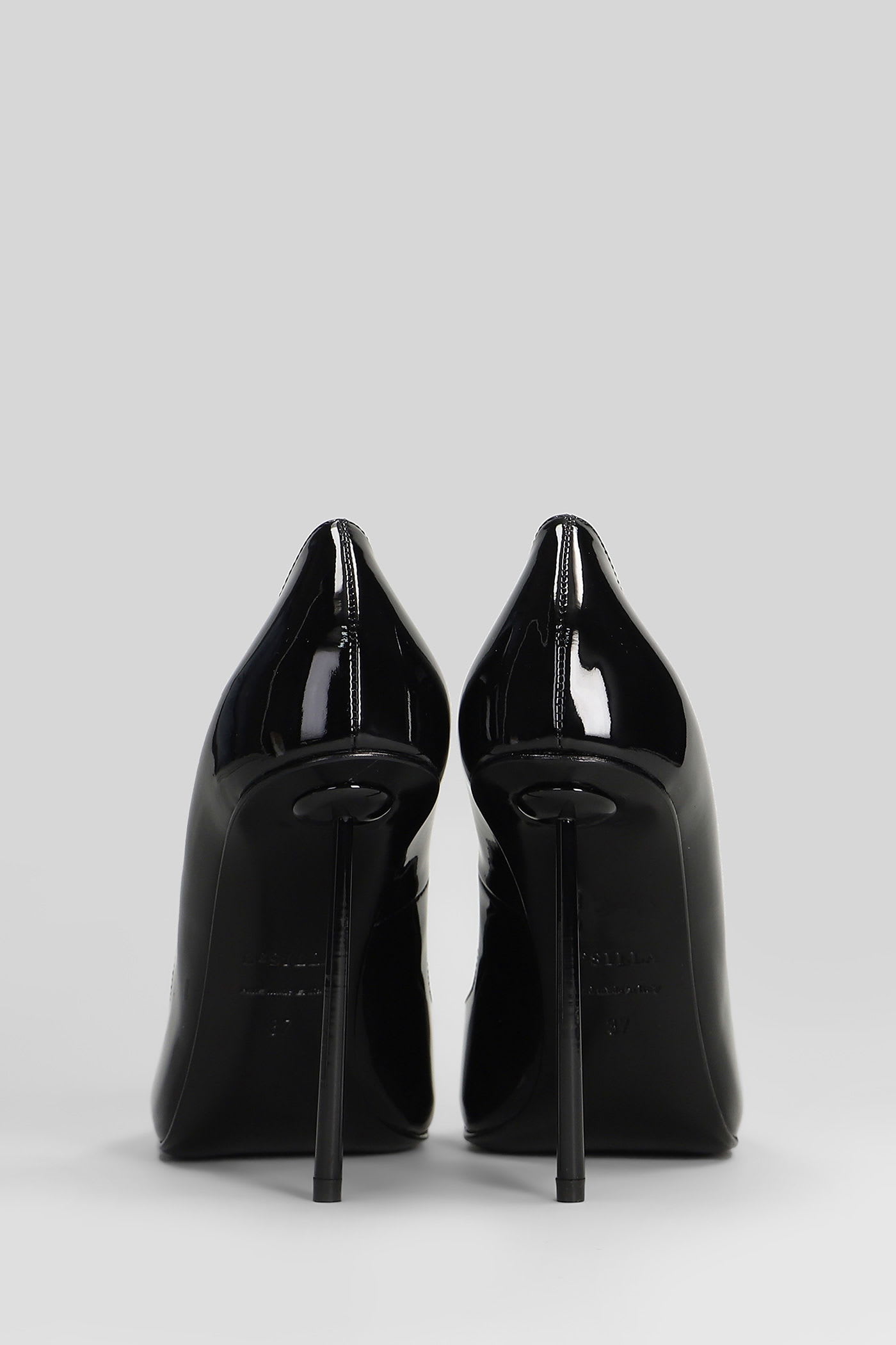 Le Silla Amelia Pumps In Black Patent Leather In Black