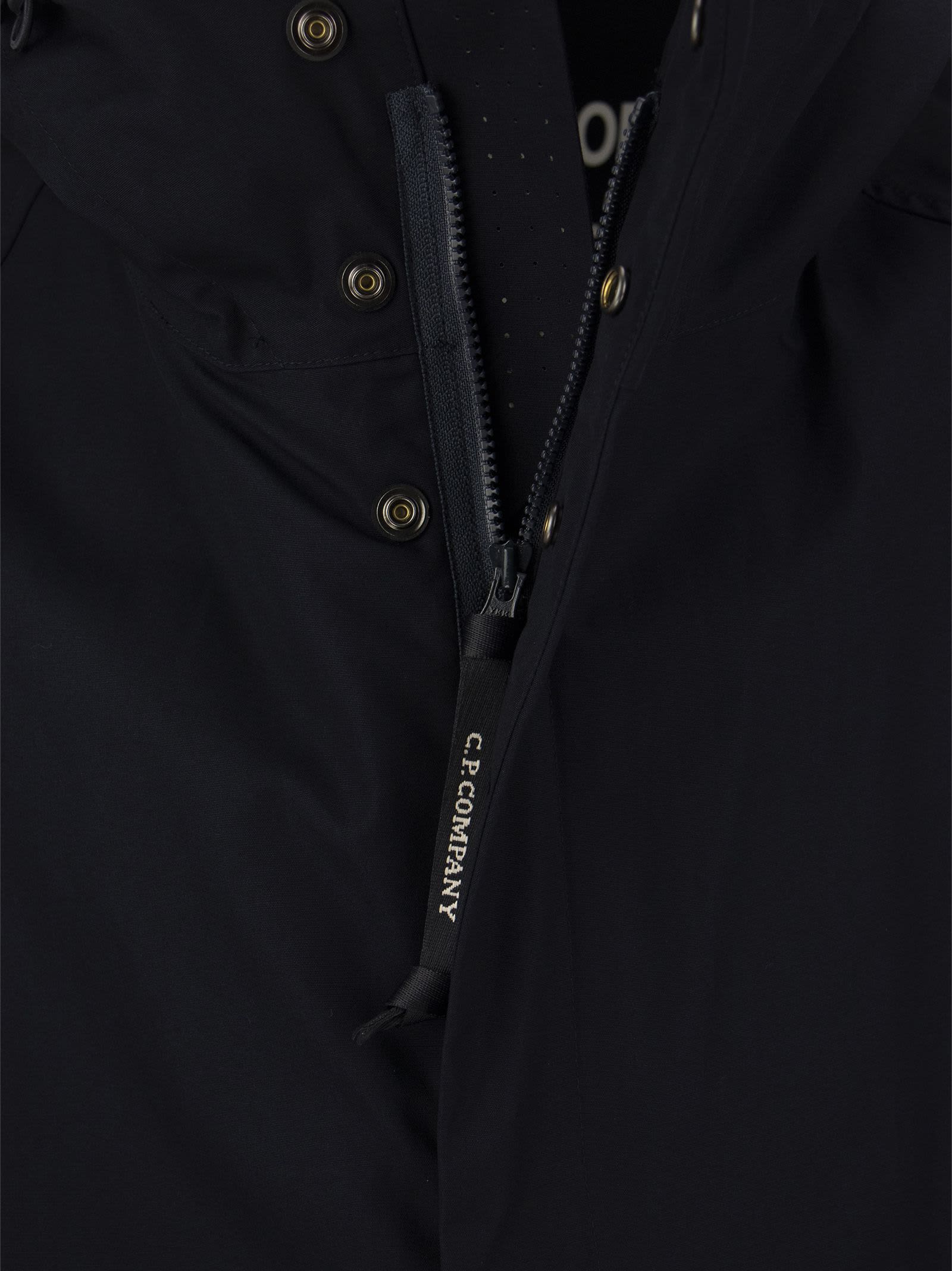 C.p. Company Metropolis Hooded Jacket In Blue