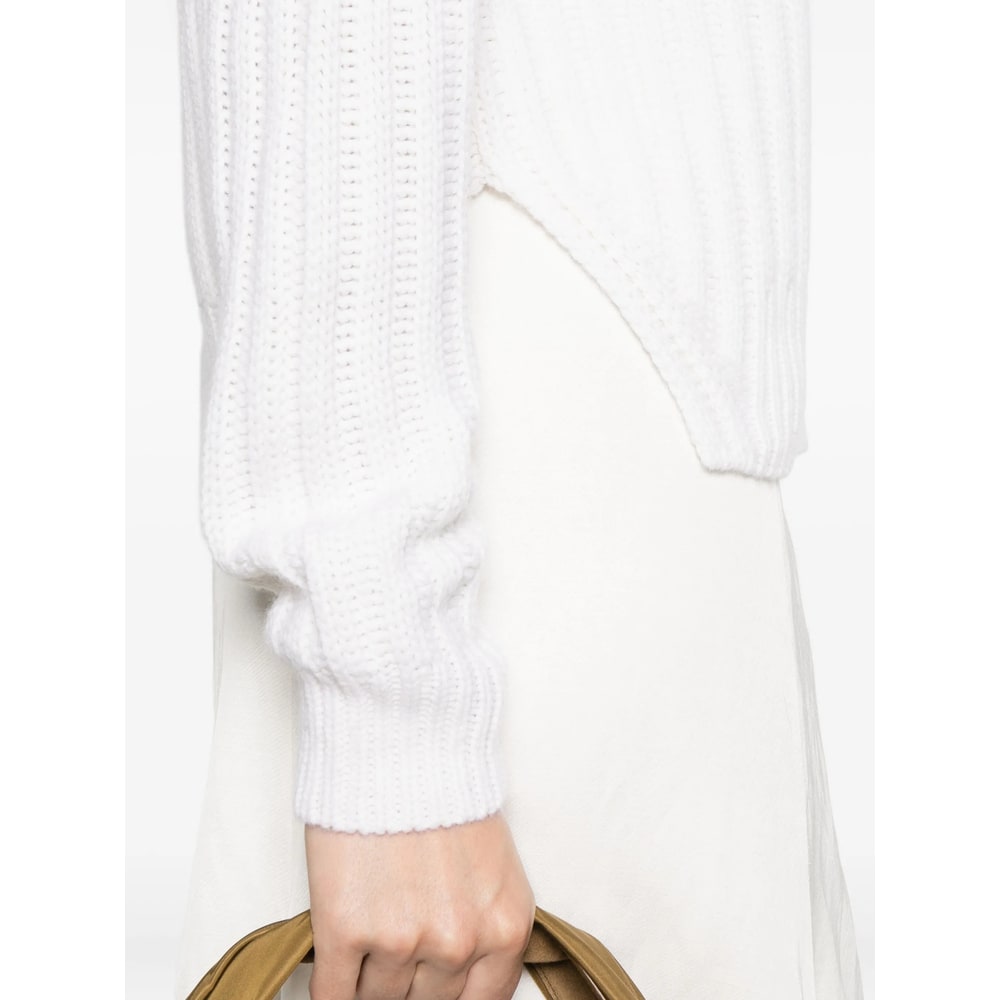 Allude Ribbed Turtleneck Sweater In Neutral